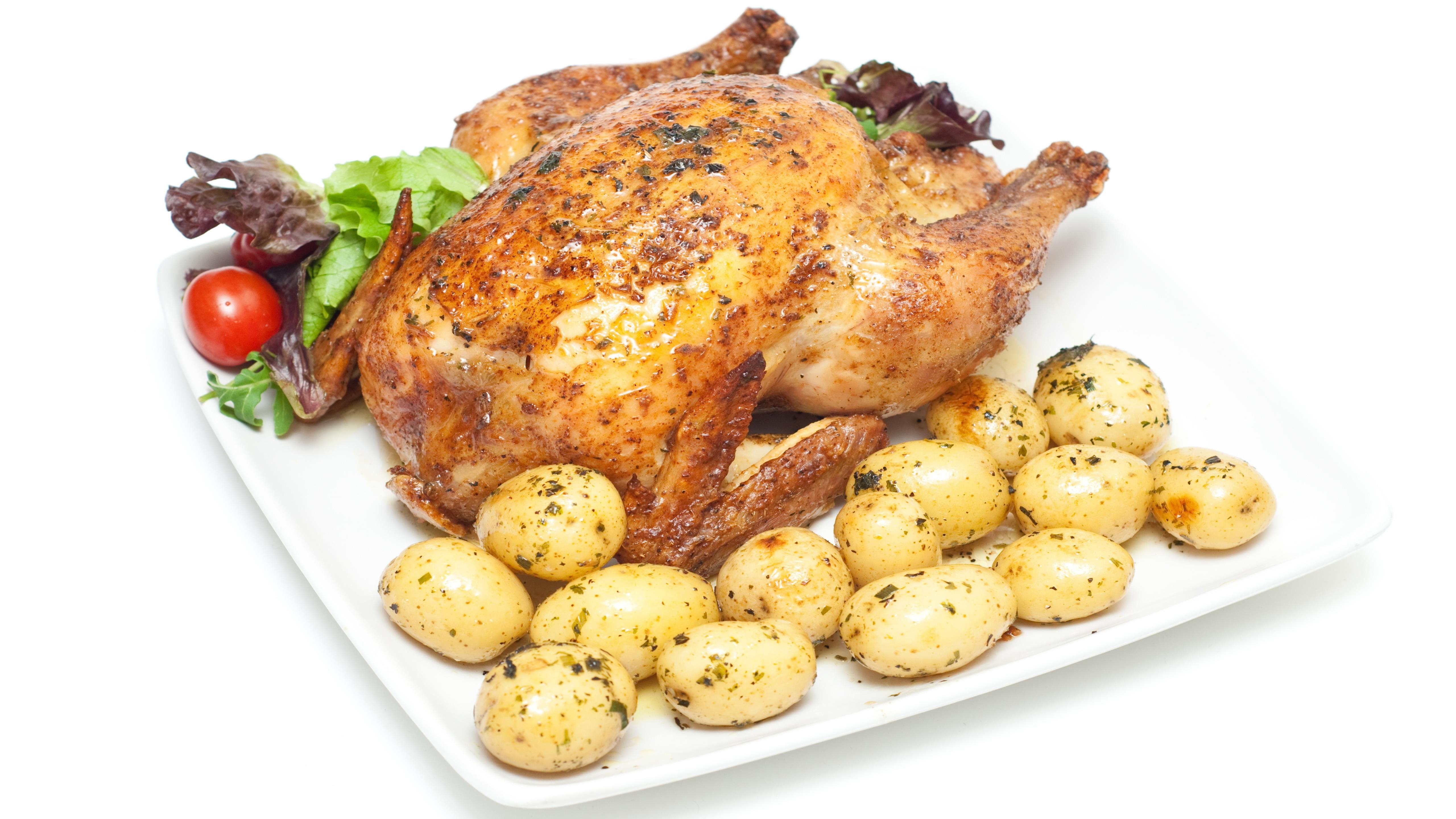 Картофель с мясом куры. Курица гриль. Жареная курица с картошкой. Курица гриль с картошкой. Курочка гриль с картошкой.