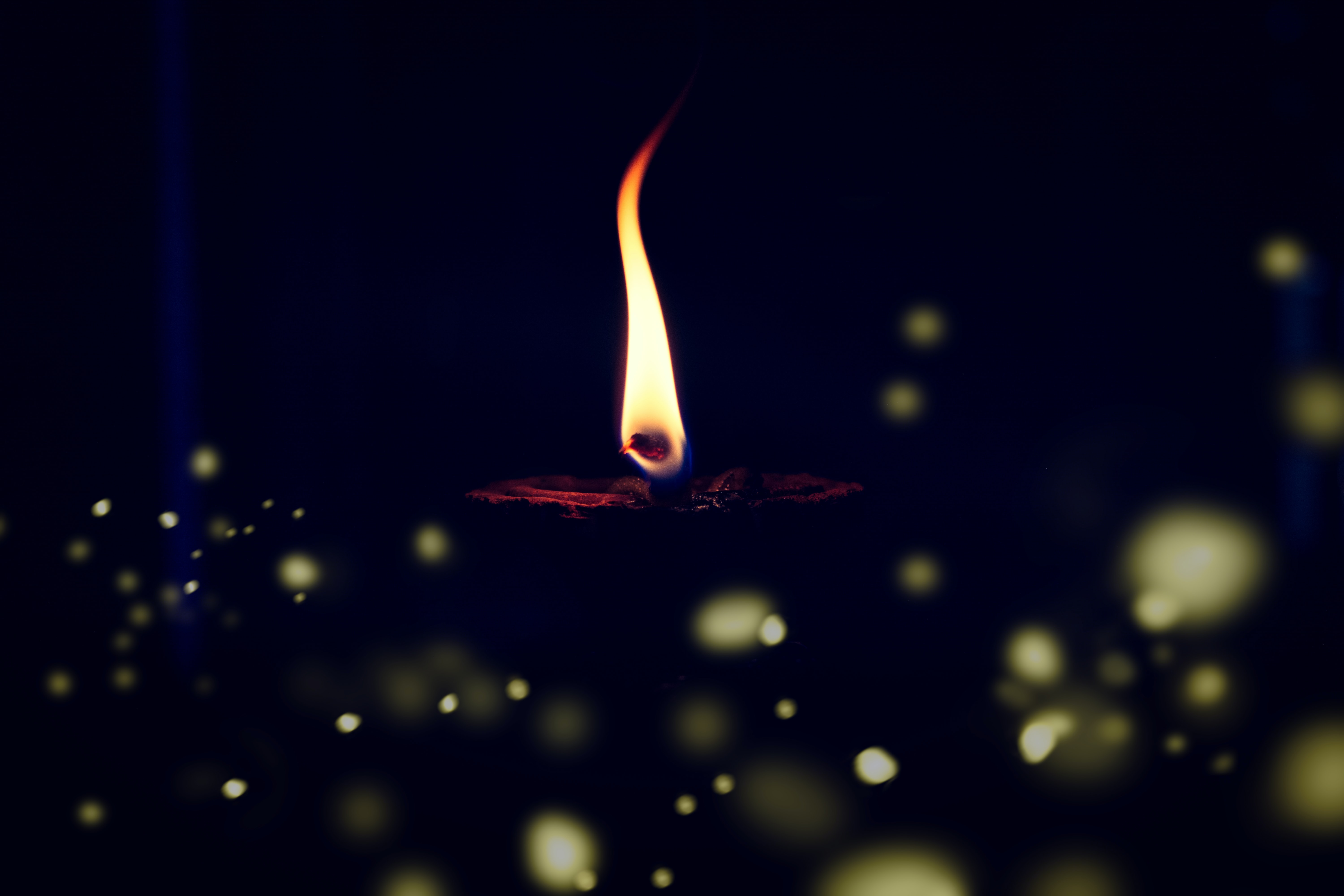 High Definition wallpaper candle, dark, fire, smooth