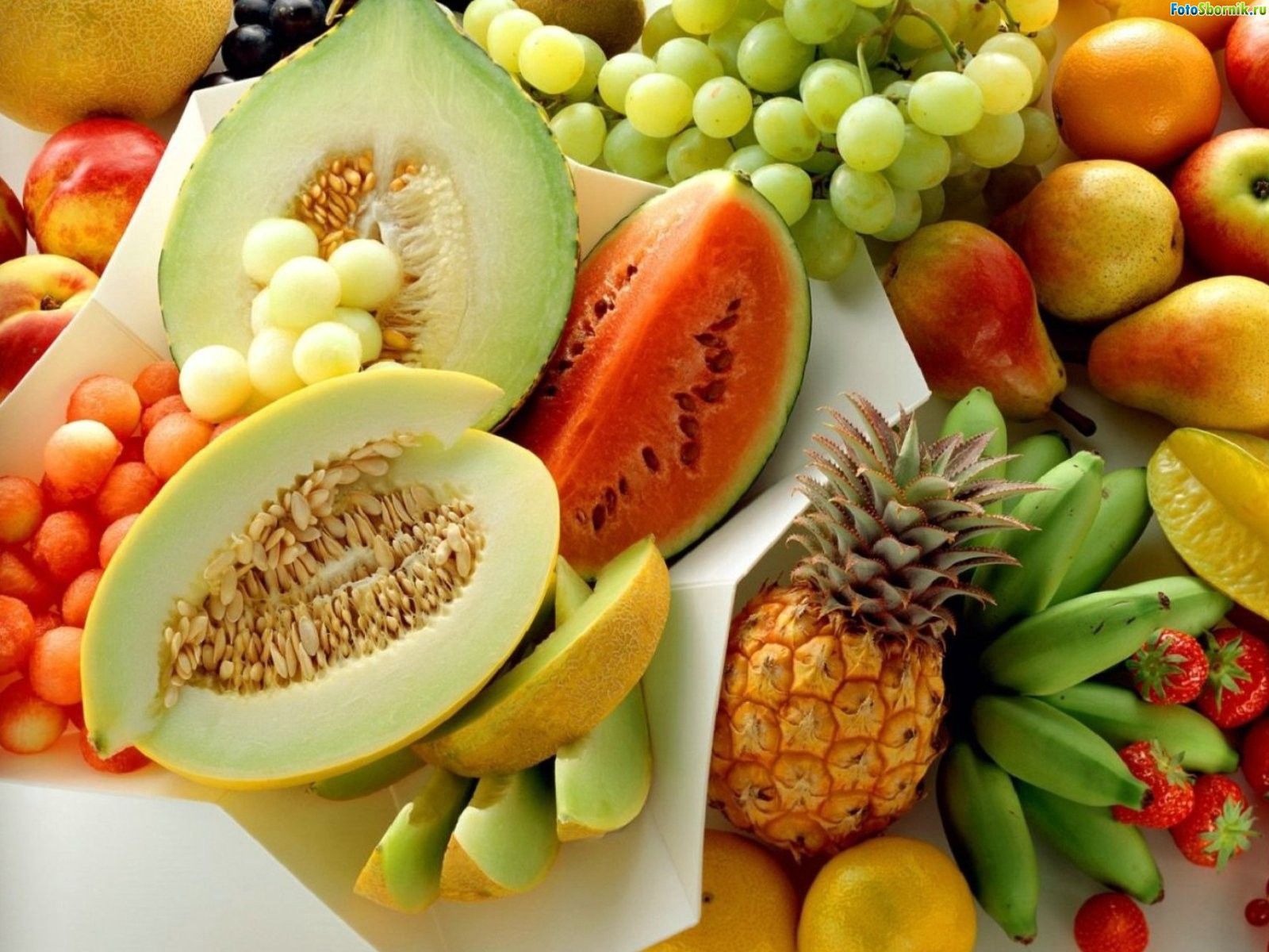 Laden Sie das Lebensmittel, Äpfel, Trauben, Ananas, Wassermelone, Eine Ananas, Melone-Bild kostenlos auf Ihren PC-Desktop herunter