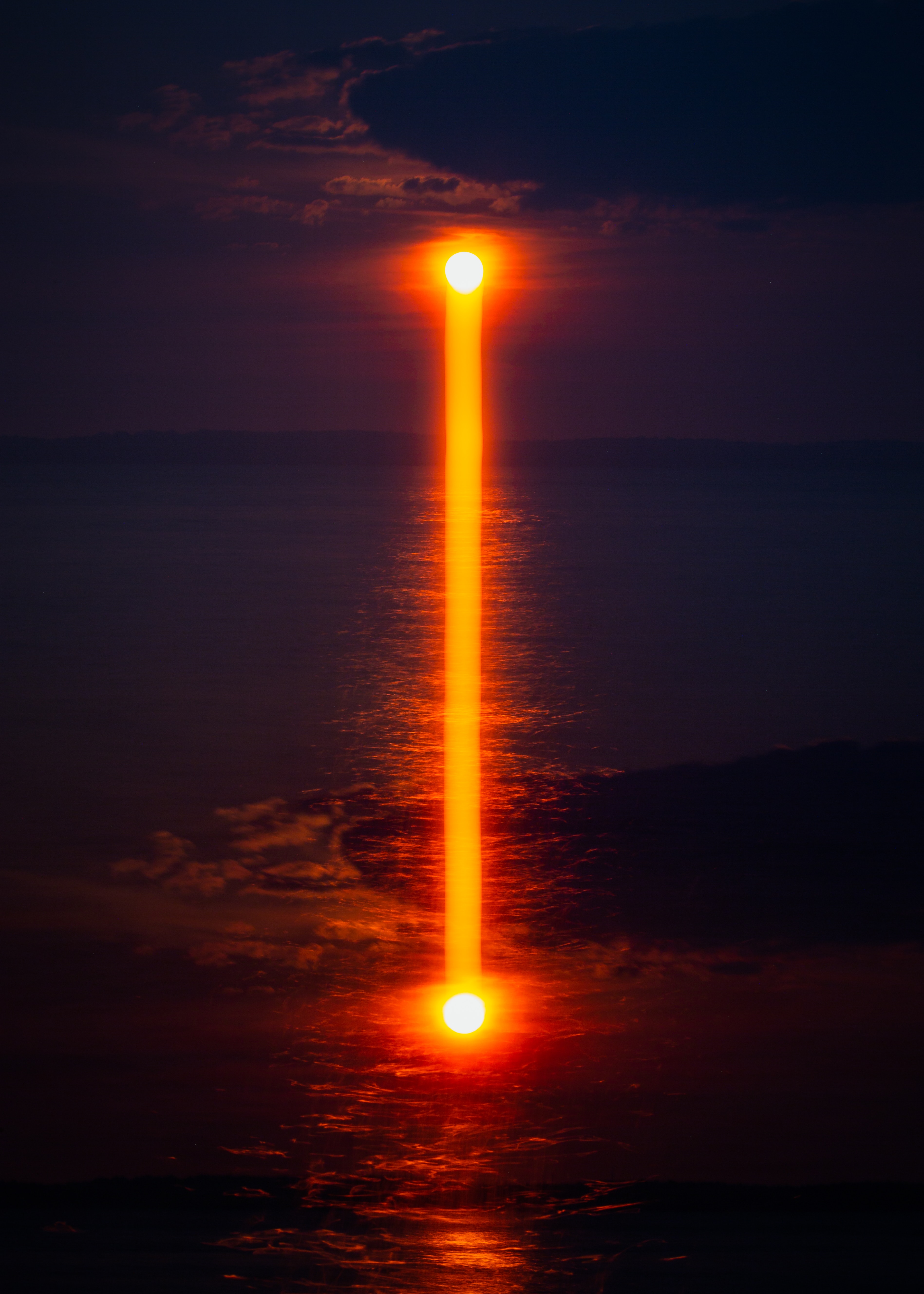 illusion, sunset, sun, reflection, dark Phone Background