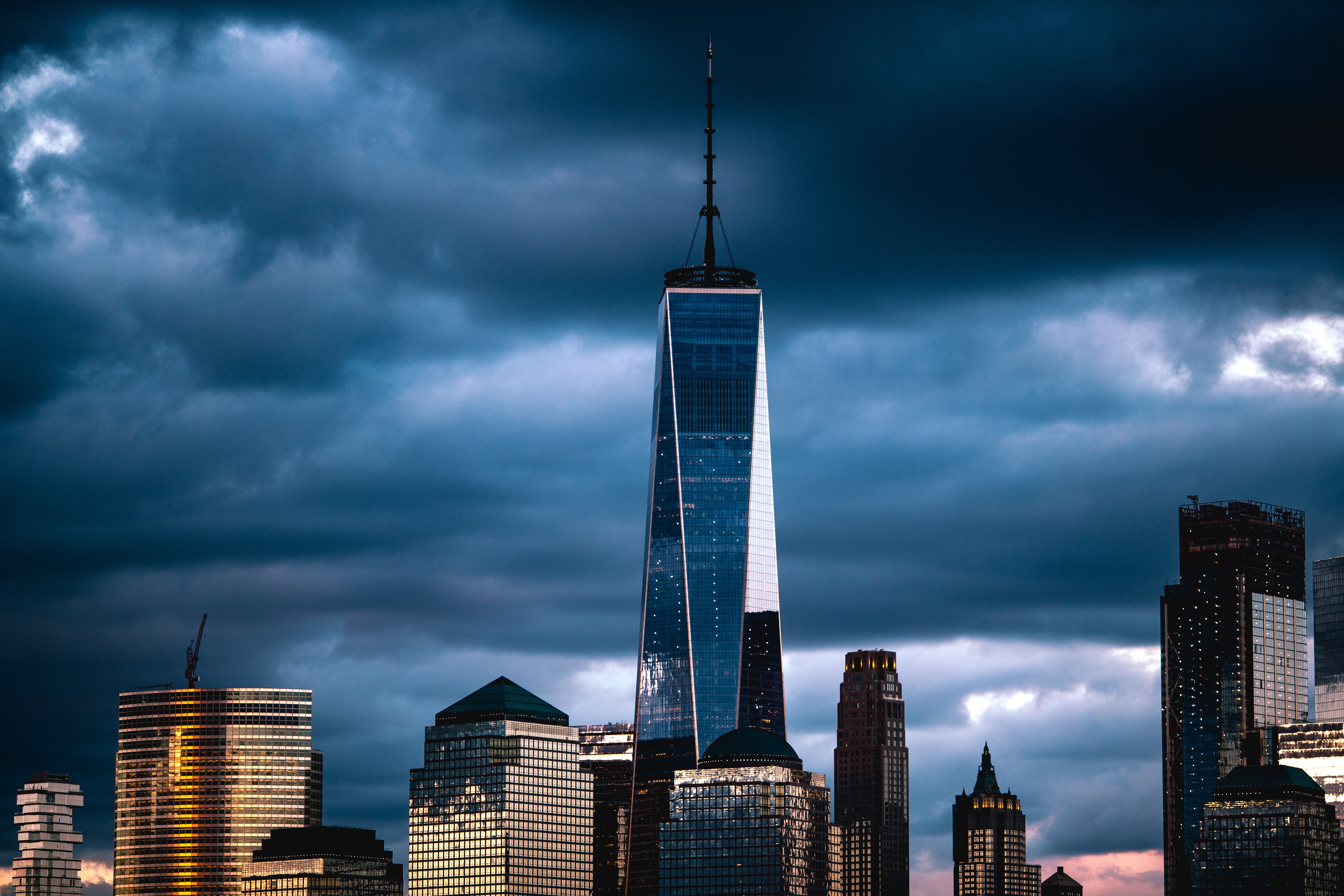 Widescreen image united states, new york, overcast, clouds