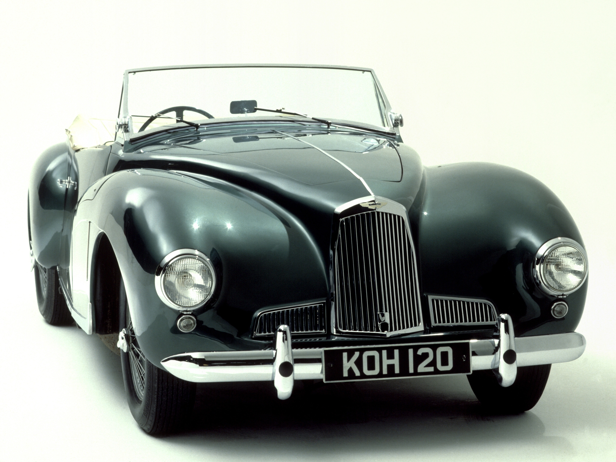 114511 Bild herunterladen auto, aston martin, cars, grün, vorderansicht, frontansicht, stil, retro, 1948 - Hintergrundbilder und Bildschirmschoner kostenlos
