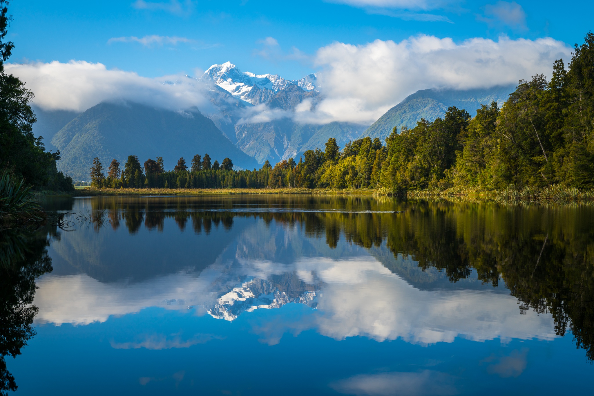 Озеро Мэтисон новая Зеландия обои