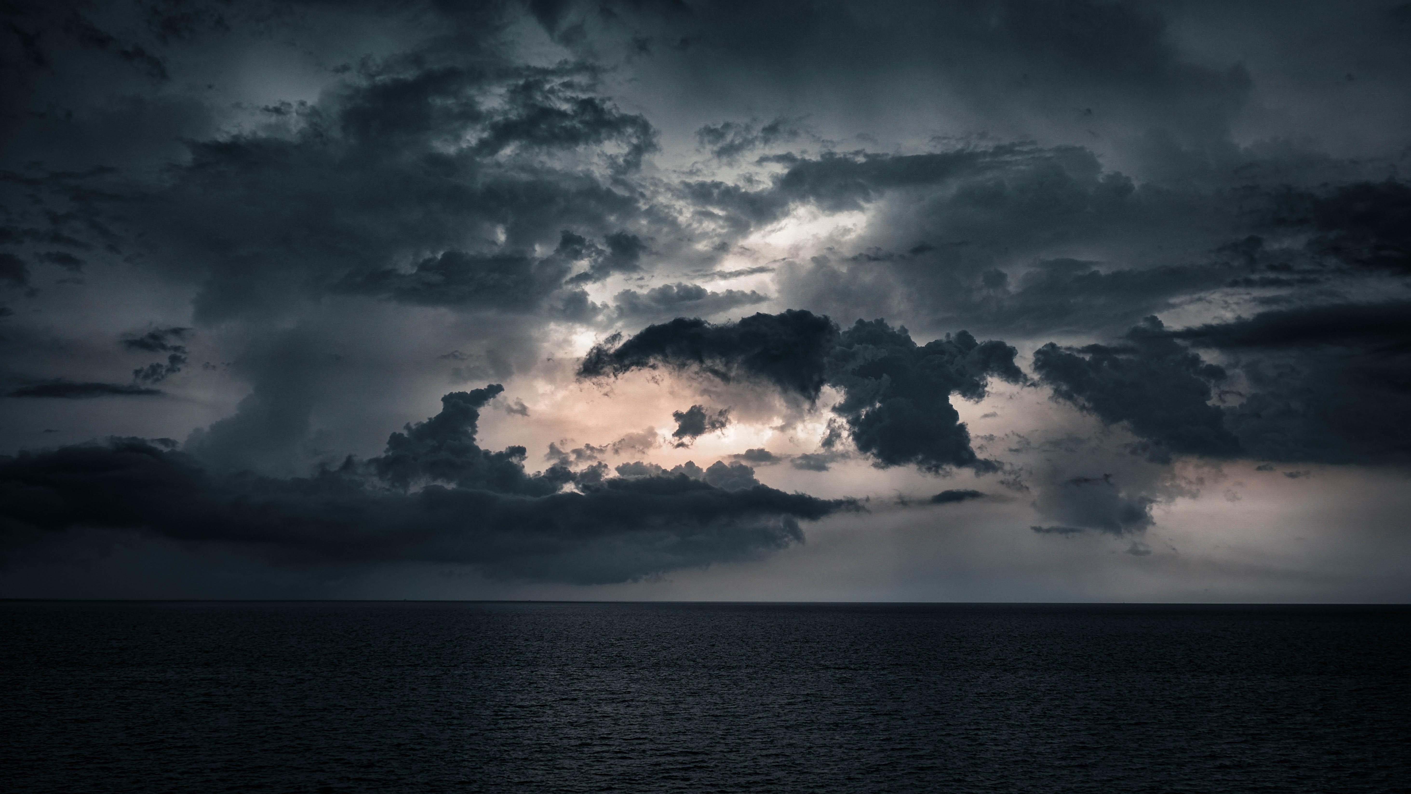 99401 Hintergrundbild herunterladen natur, wasser, sea, clouds, horizont, dämmerung, twilight - Bildschirmschoner und Bilder kostenlos