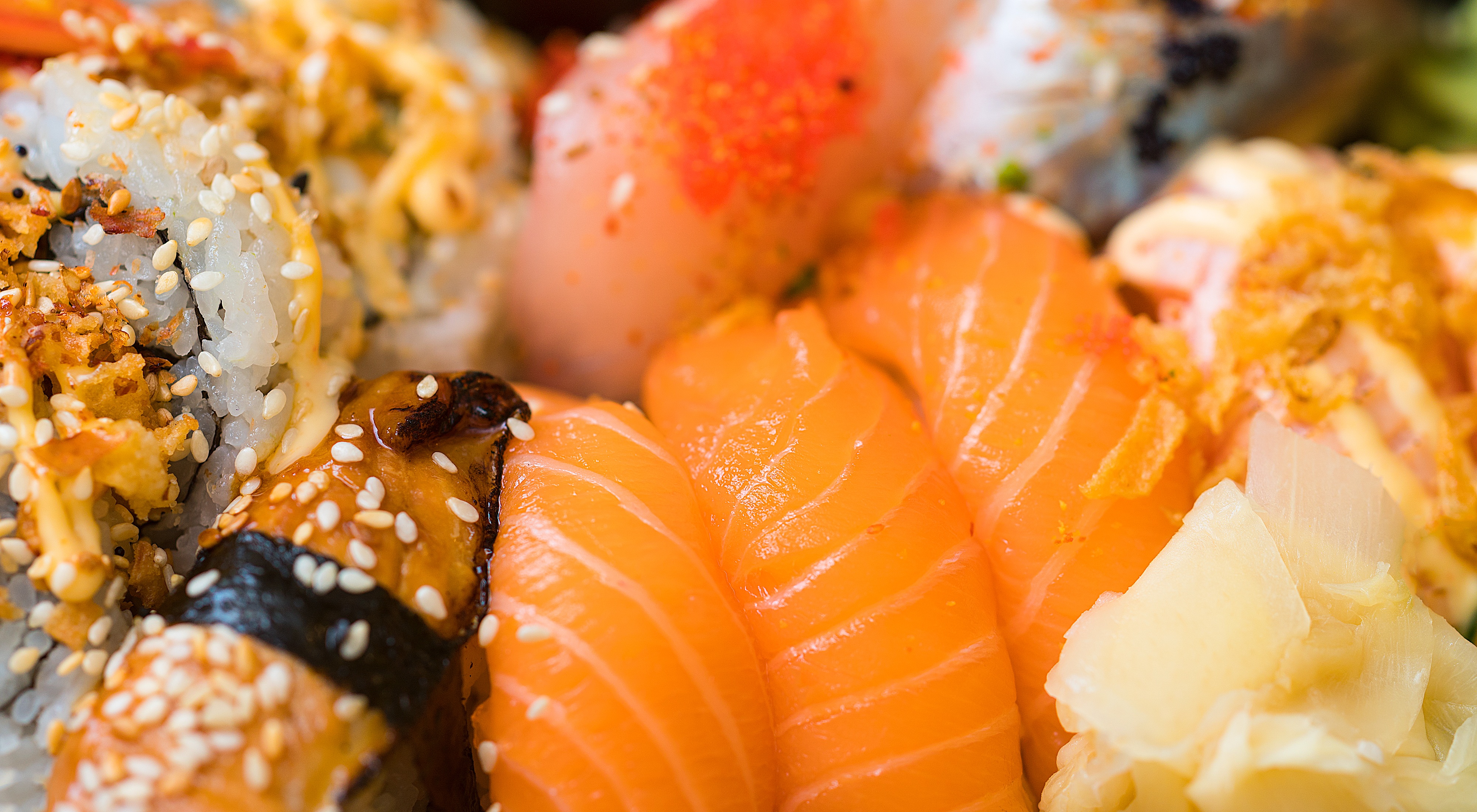 72057 Bildschirmschoner und Hintergrundbilder Sushi auf Ihrem Telefon. Laden Sie rollen, lebensmittel, ein fisch, iris Bilder kostenlos herunter