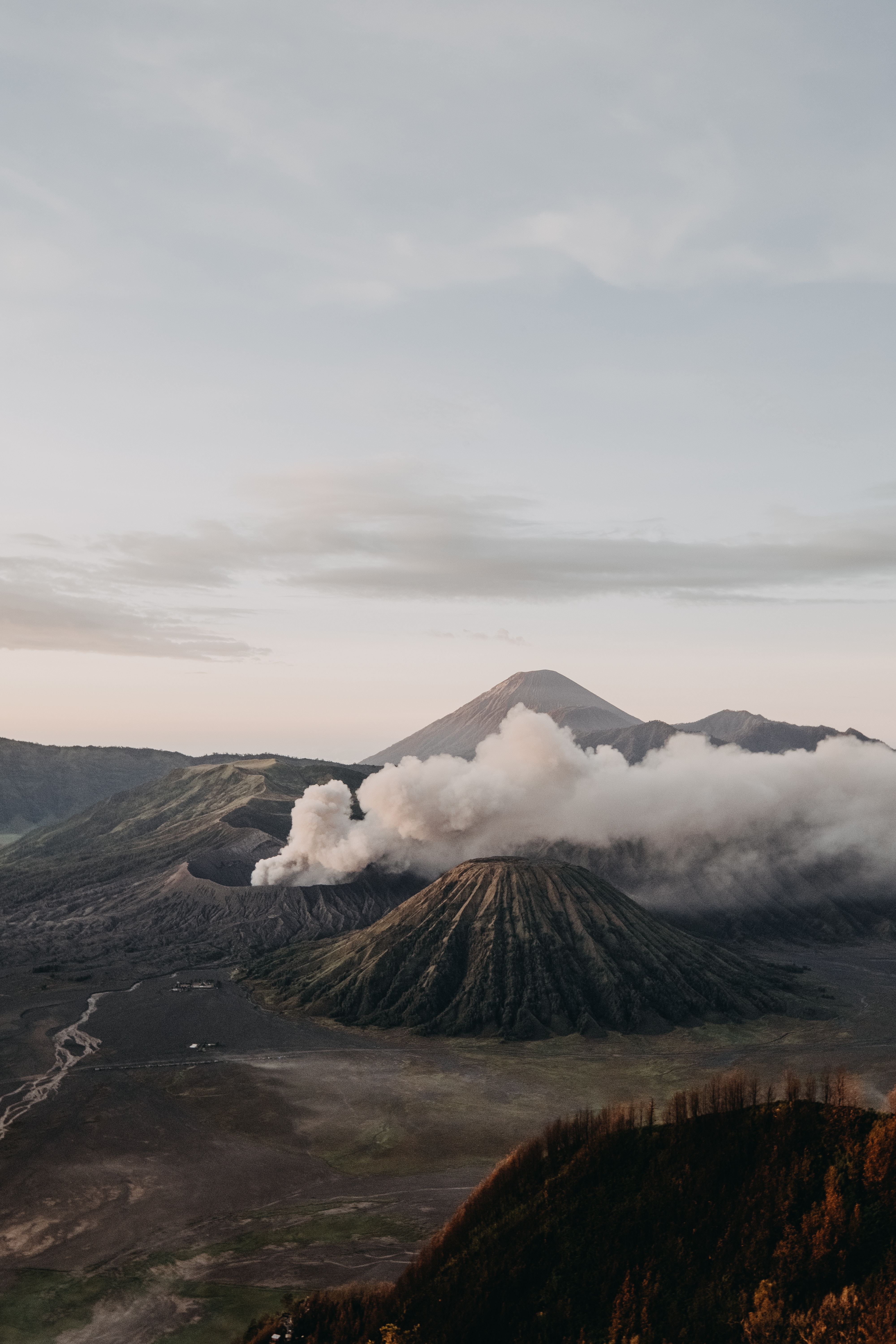 Laden Sie das Natur, Raucher, Linderung, Erleichterung, Vulkan, Eruption, Ausbruch, Krater, Vulkanisch, Vulkanischen-Bild kostenlos auf Ihren PC-Desktop herunter