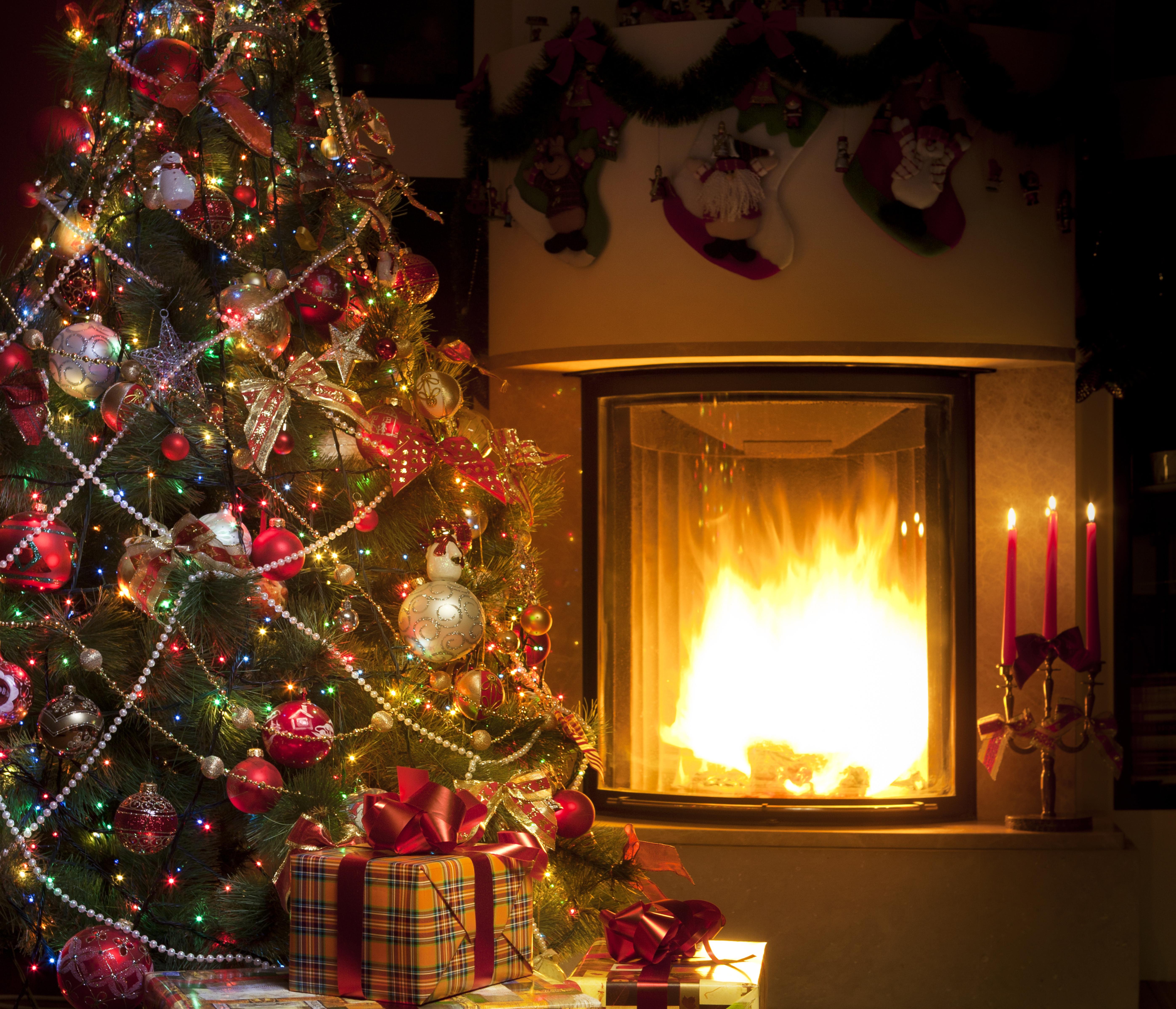 christmas, christmas tree, fireplace, holiday, christmas ornaments, gift