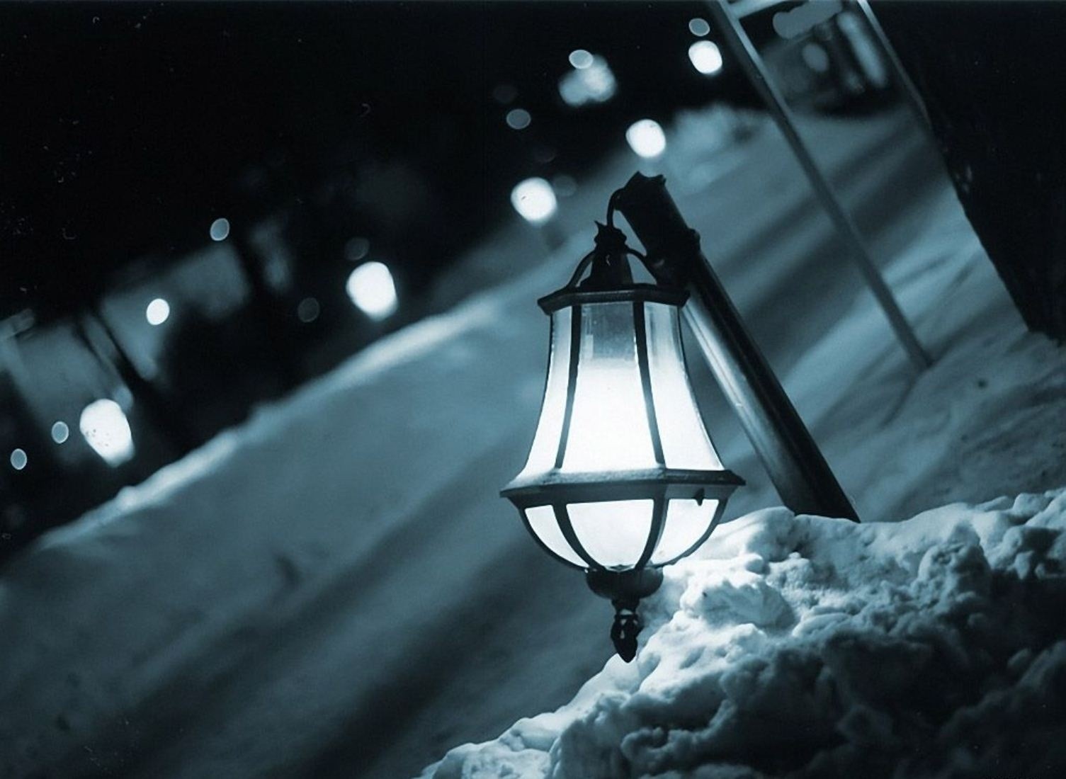 Зима ночь фонарь