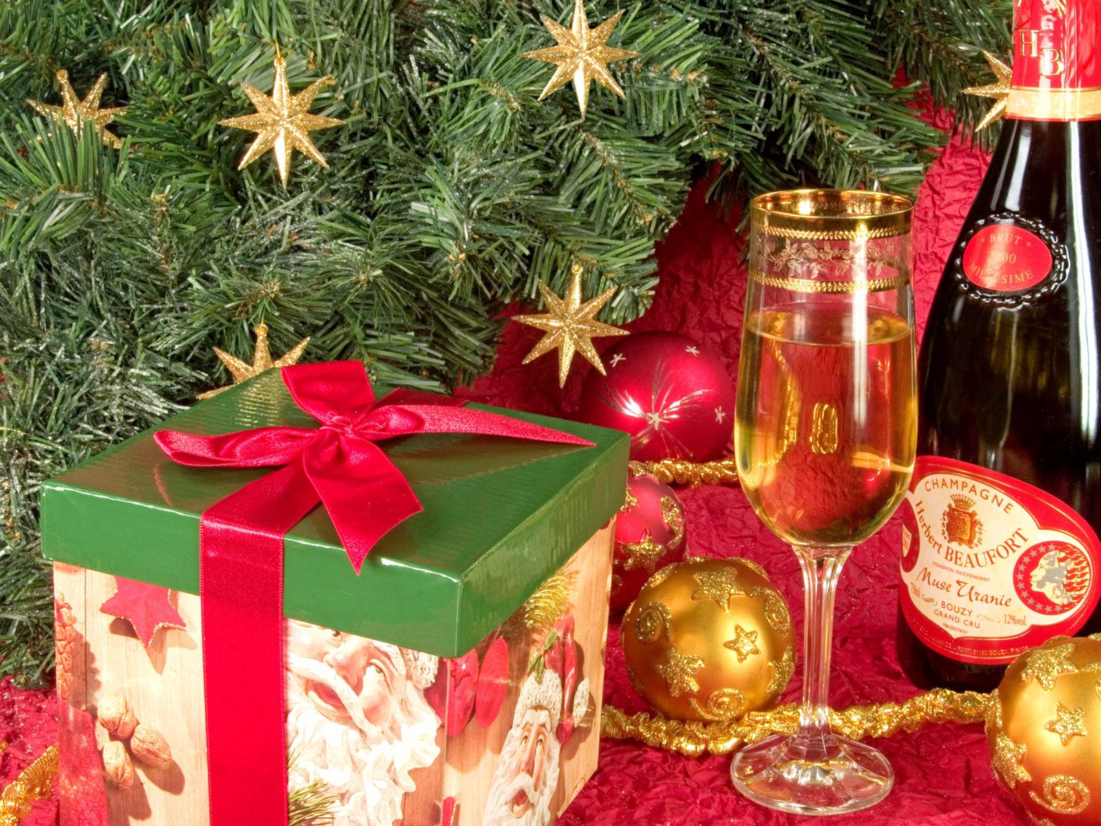53115 Bild herunterladen feiertage, neujahr, weihnachten, neues jahr, box, vorhanden, geschenk, champagner - Hintergrundbilder und Bildschirmschoner kostenlos