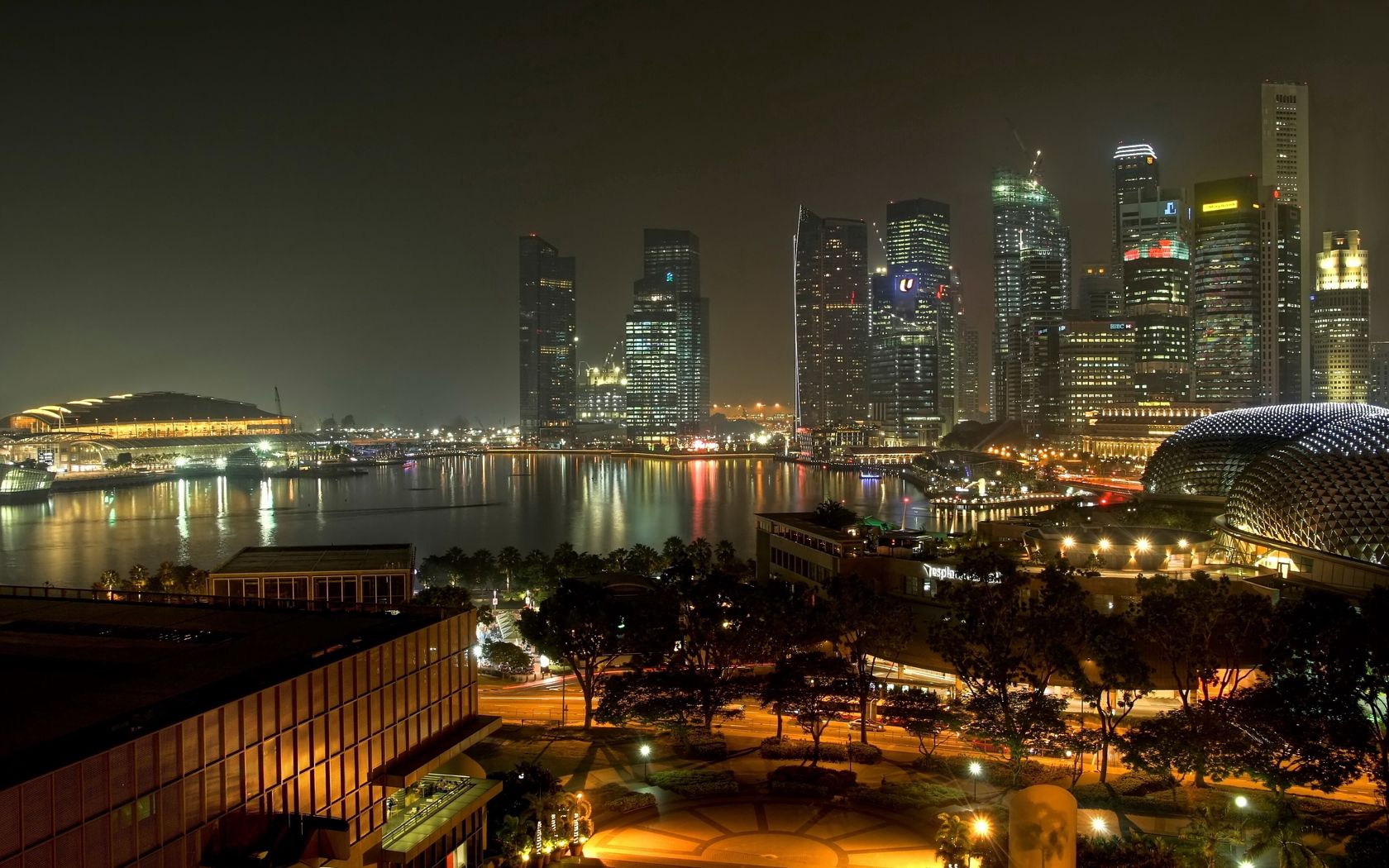 51161 télécharger le fond d'écran villes, les lumières, lumières, route, soir, rue, singapour - économiseurs d'écran et images gratuitement