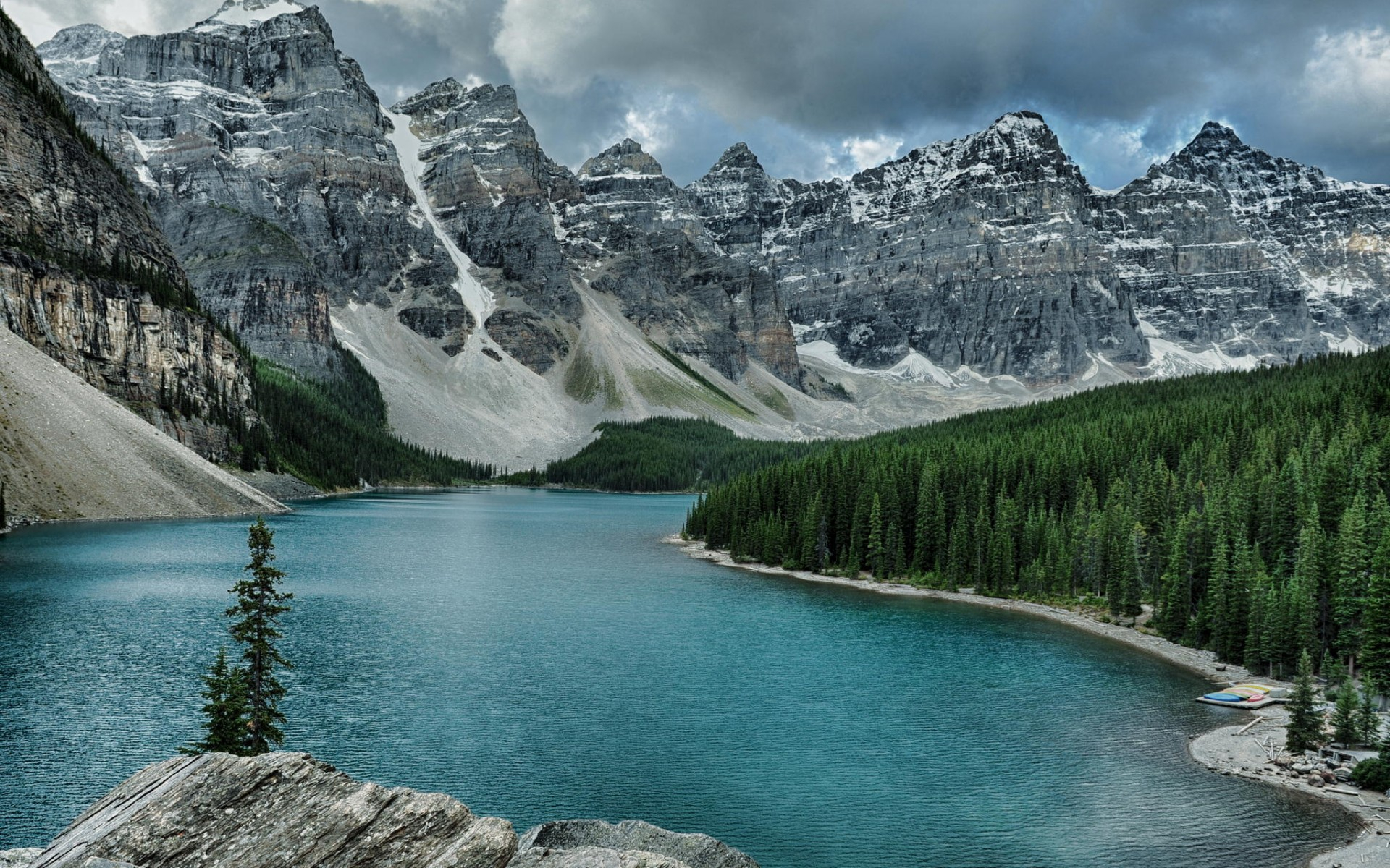 Free Canadian Rockies Background