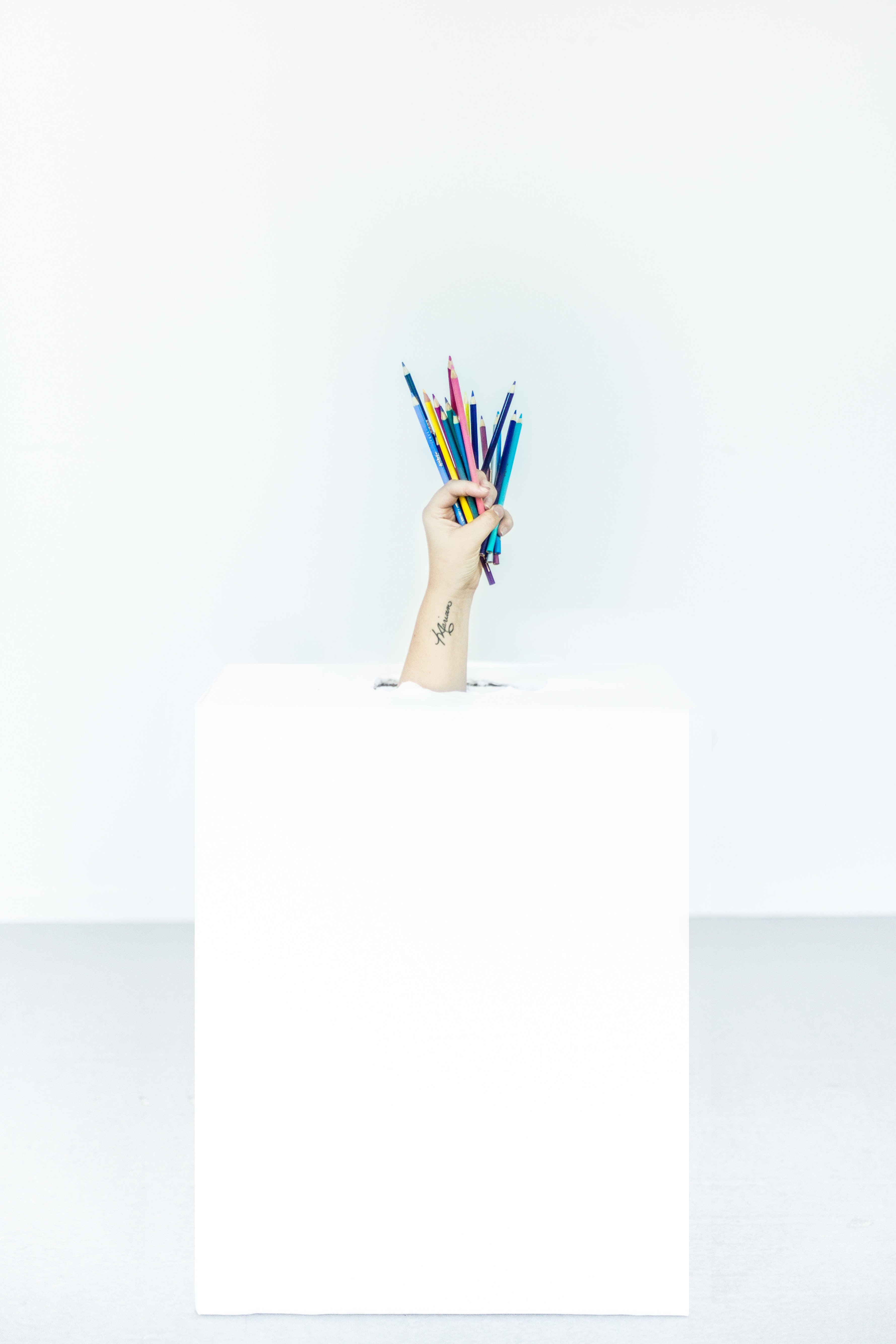 minimalism, hand, colored pencils, box, colour pencils