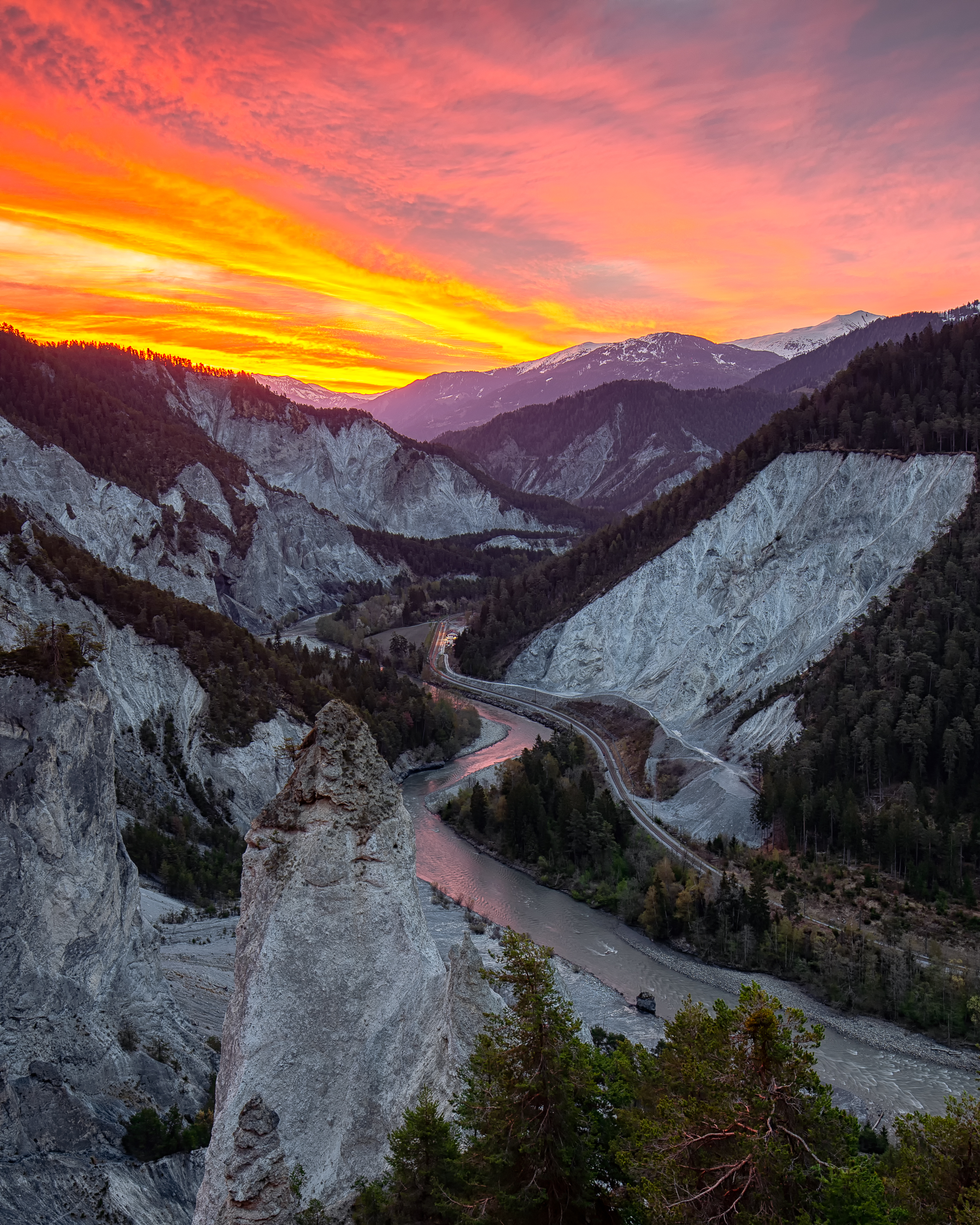 Laden Sie das Natur, Flüsse, Sunset, Mountains, Felsen, Die Steine-Bild kostenlos auf Ihren PC-Desktop herunter
