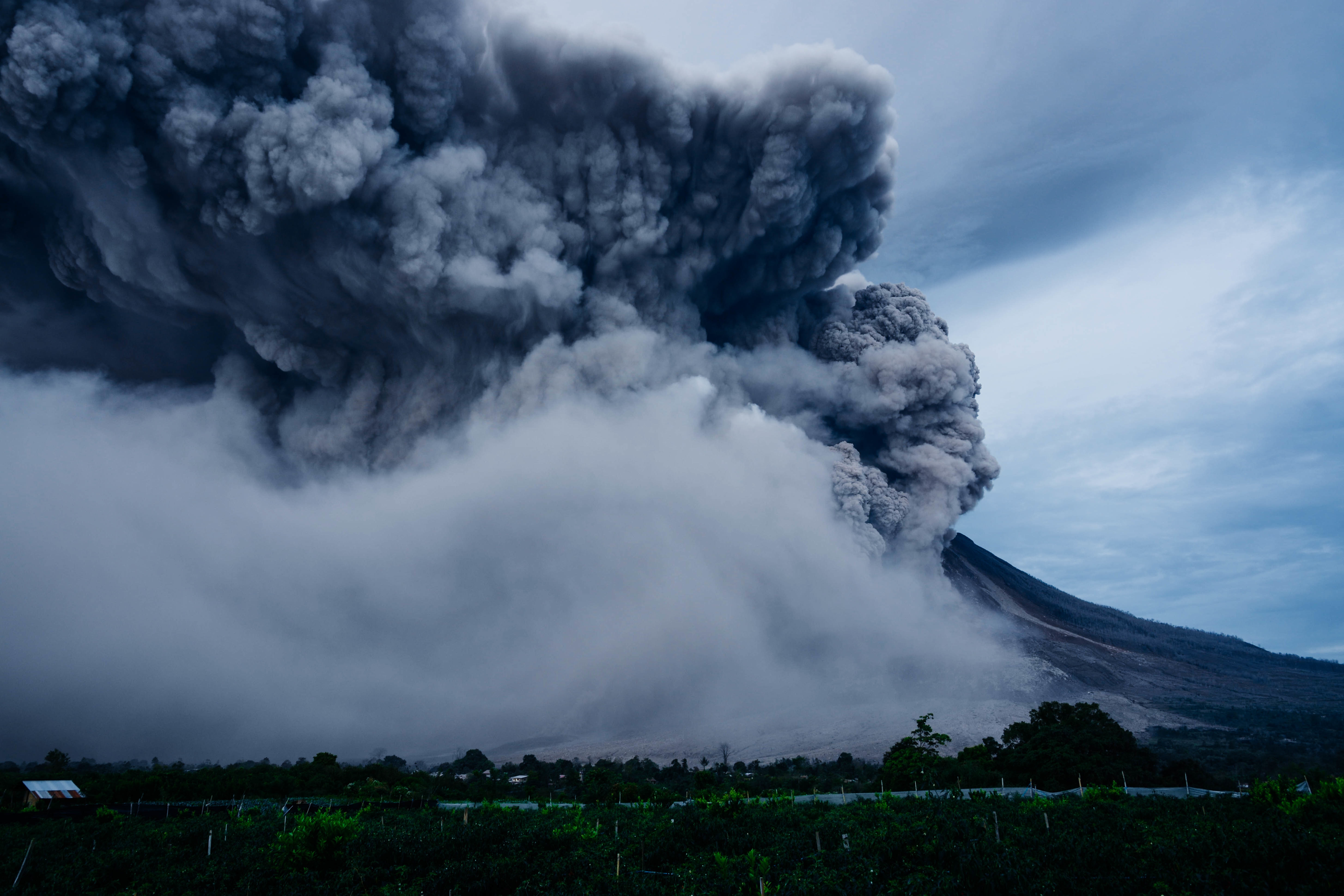 100041 descargar fondo de pantalla naturaleza, explosión, volcán, erupción: protectores de pantalla e imágenes gratis