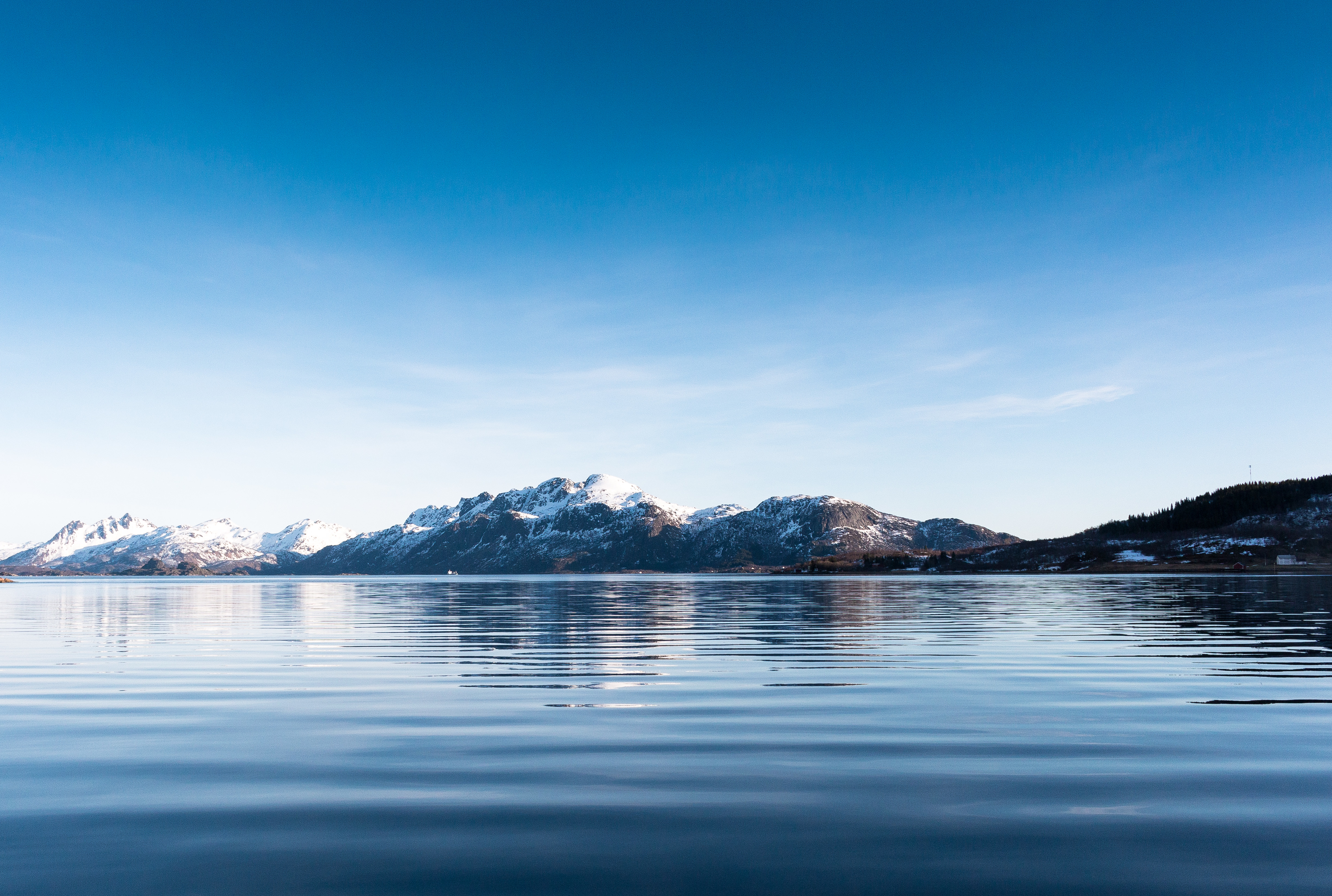 154302 Bildschirmschoner und Hintergrundbilder Norwegen auf Ihrem Telefon. Laden Sie insel, landschaft, bank, mountains Bilder kostenlos herunter