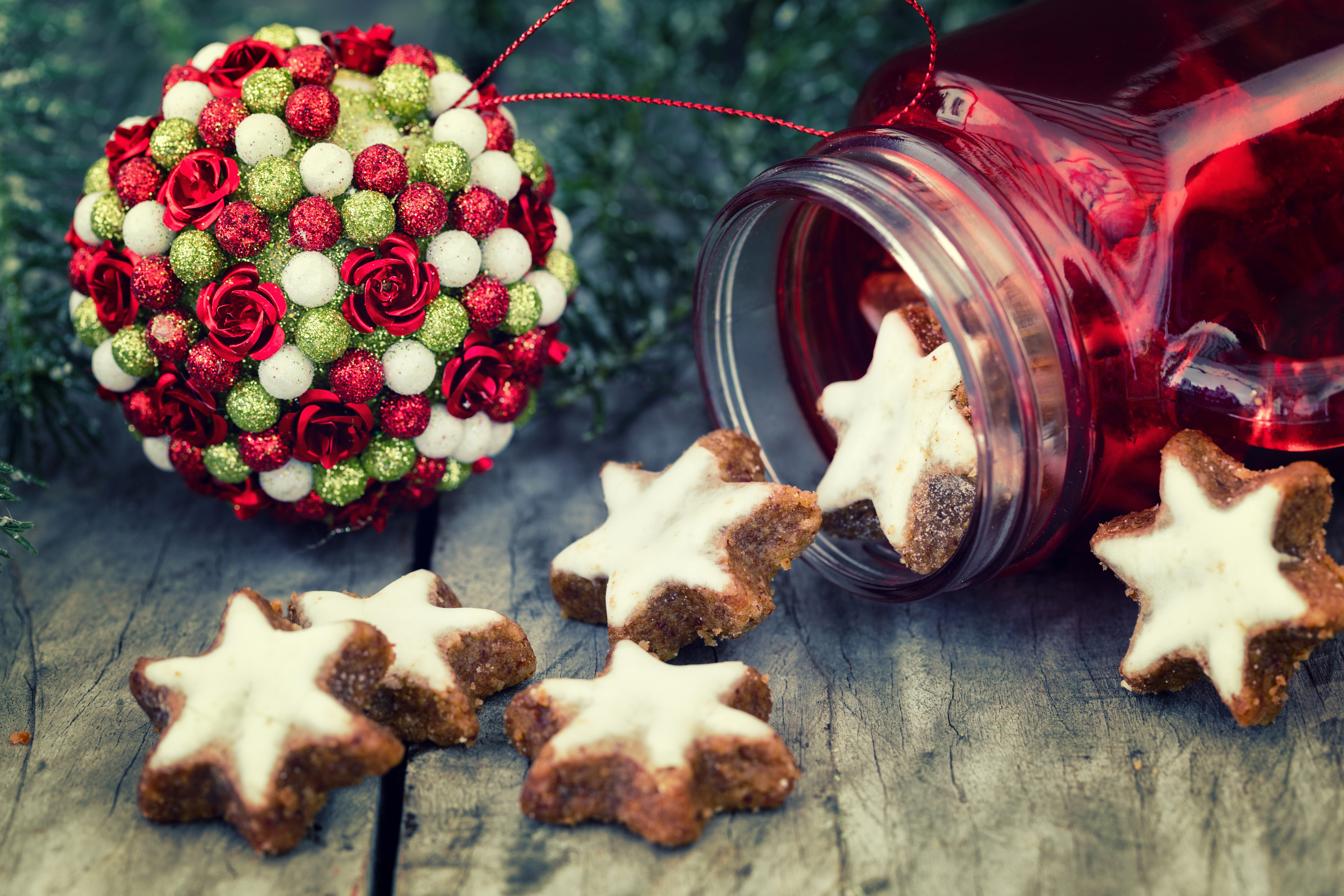 Новогодние сладкий. Зимние сладости. Новогодние вкусности. Красивые сладости на новый год. Красивые новогодние вкусняшки.