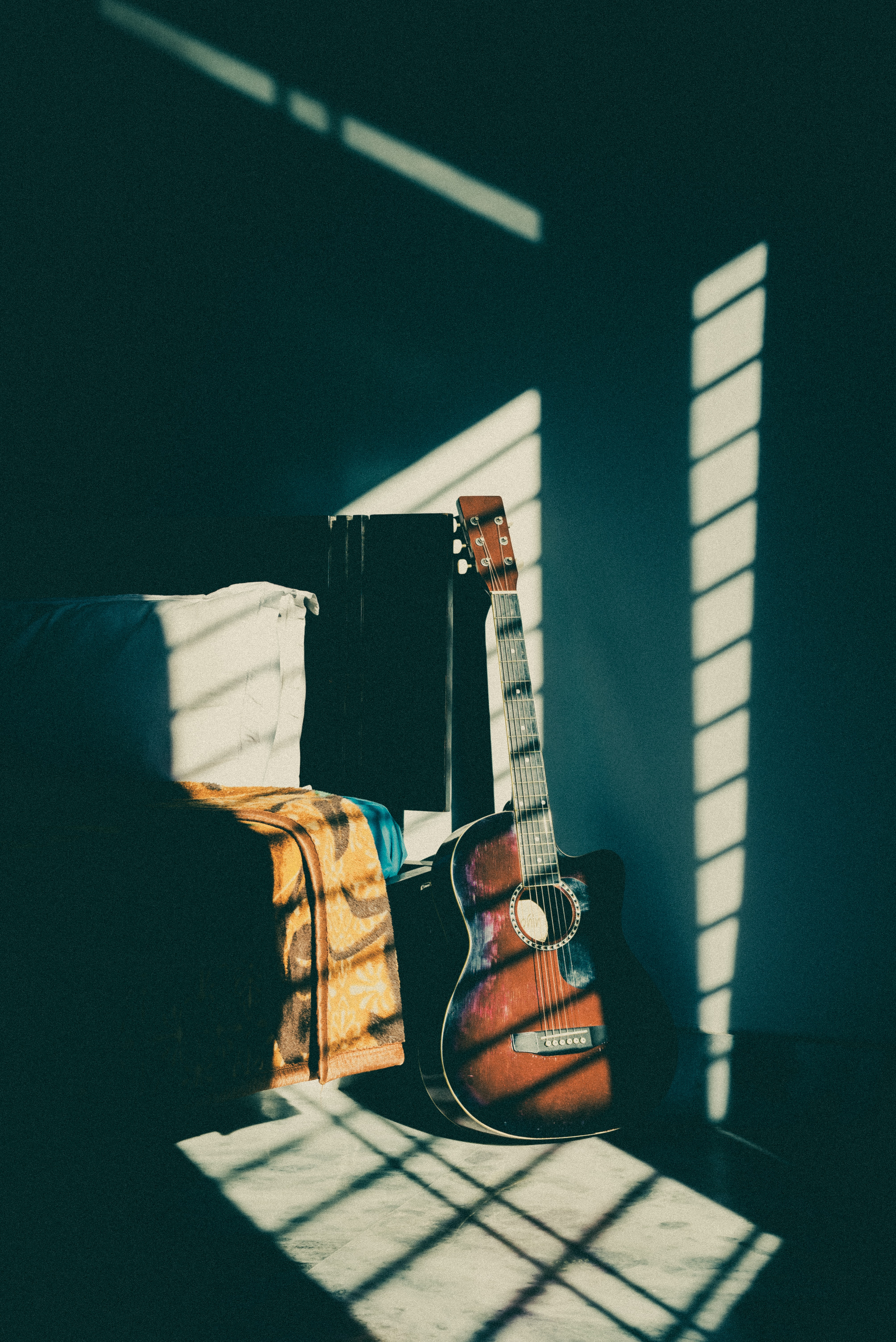 guitar, music, dark, brown, shadow, musical instrument