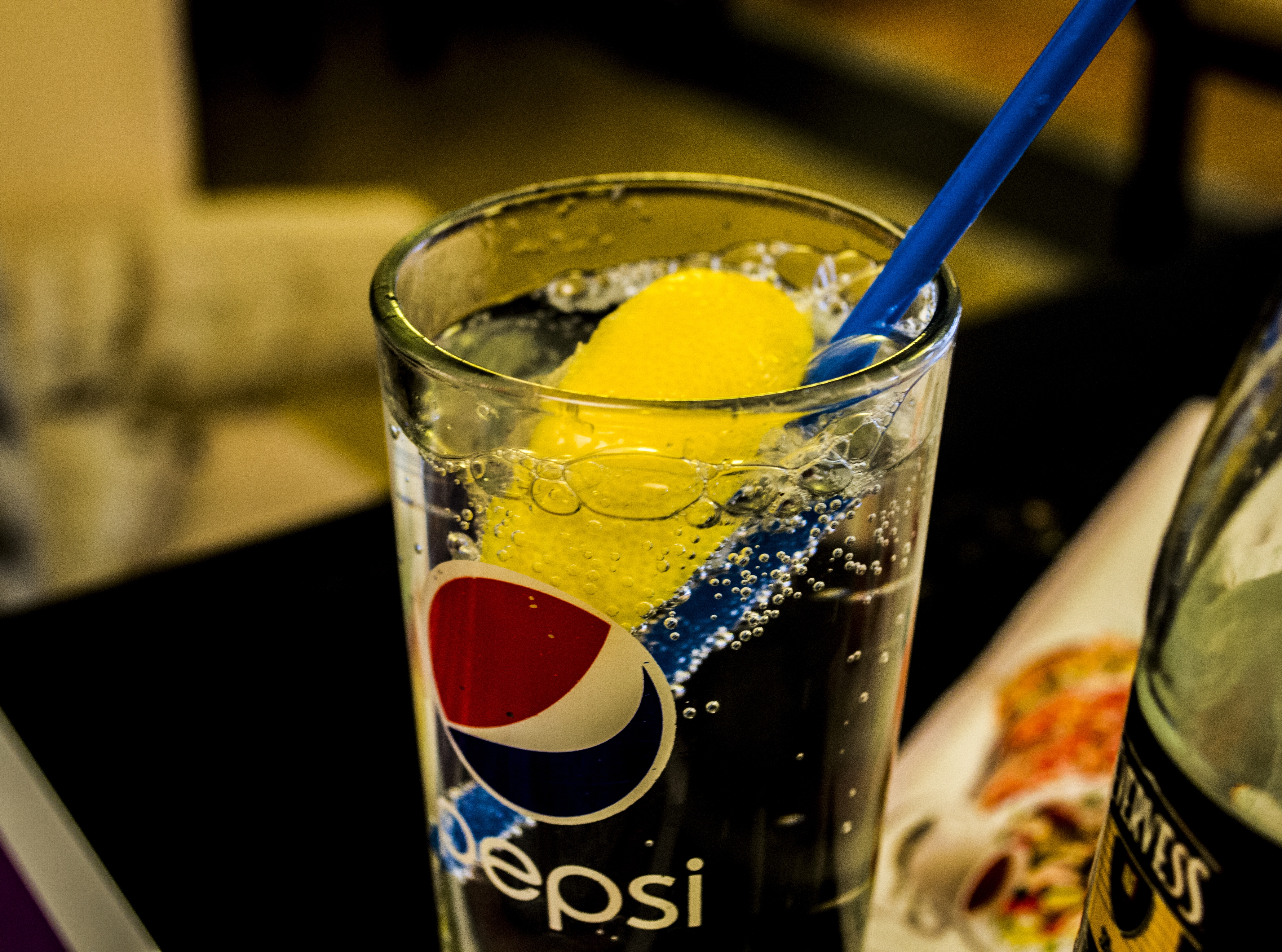 Handy-Wallpaper Wasser, Lebensmittel, Pepsi, Frische, Frisch, Limonade kostenlos herunterladen.