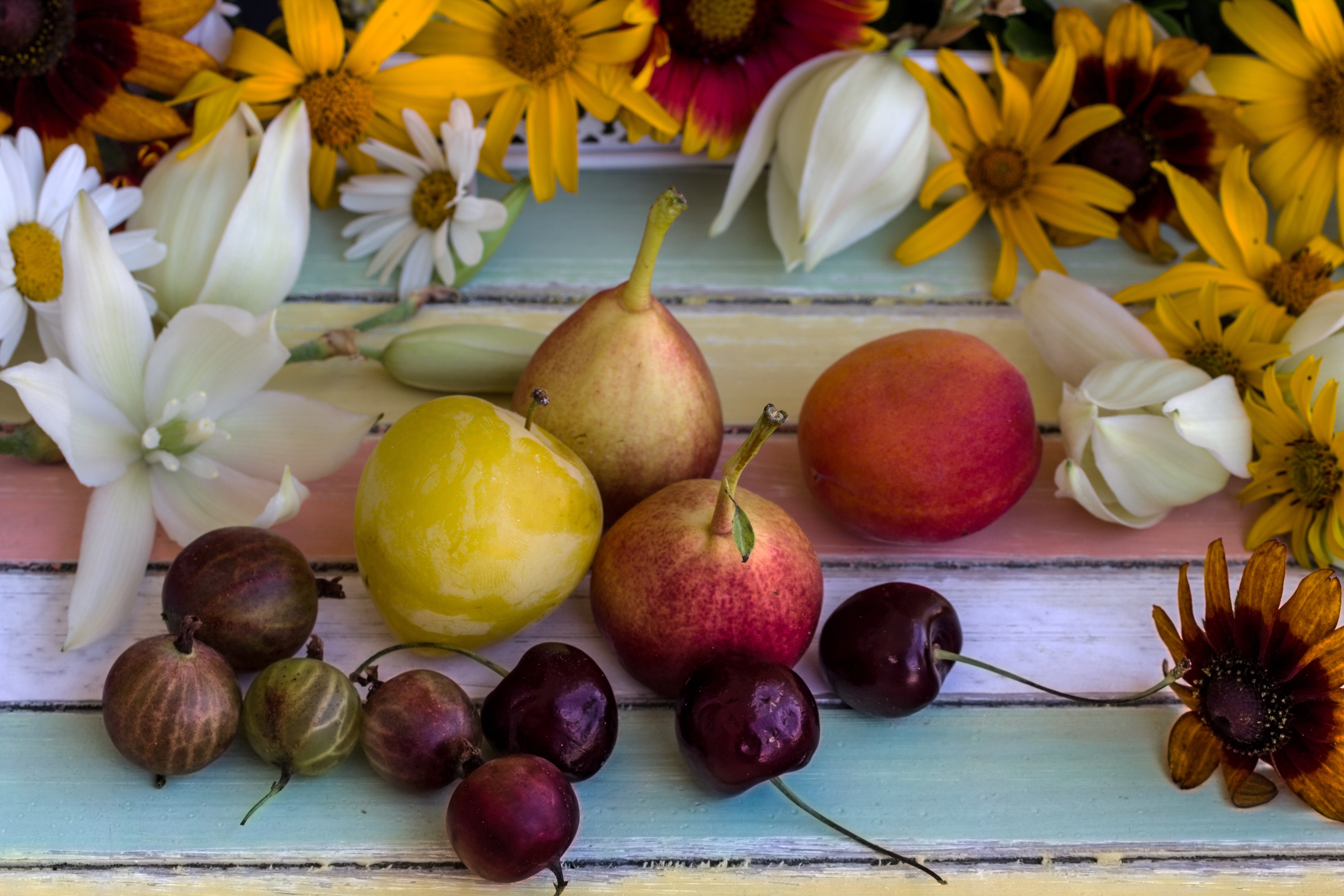 fruits, flowers, food, gooseberry, pear iphone wallpaper