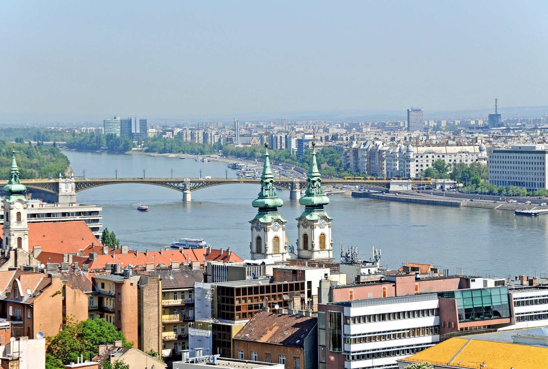 Handy-Wallpaper Städte, Häuser, Sky, Stadt, Brücke, Ungarn kostenlos herunterladen.