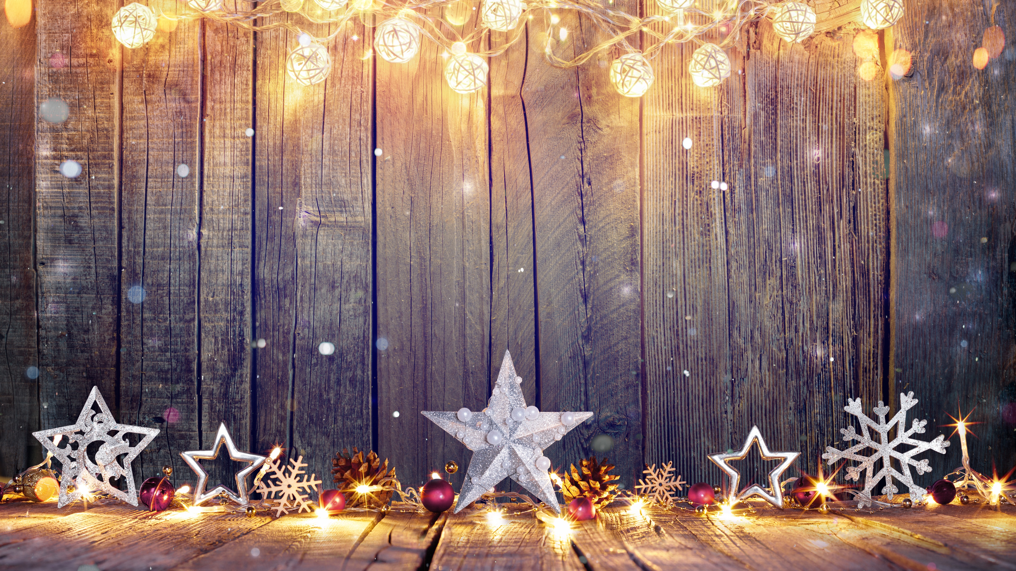 800585 скачать обои свет, снежинки, рождество, древесина, звёзды, праздничные, шаблоны - заставки и картинки бесплатно