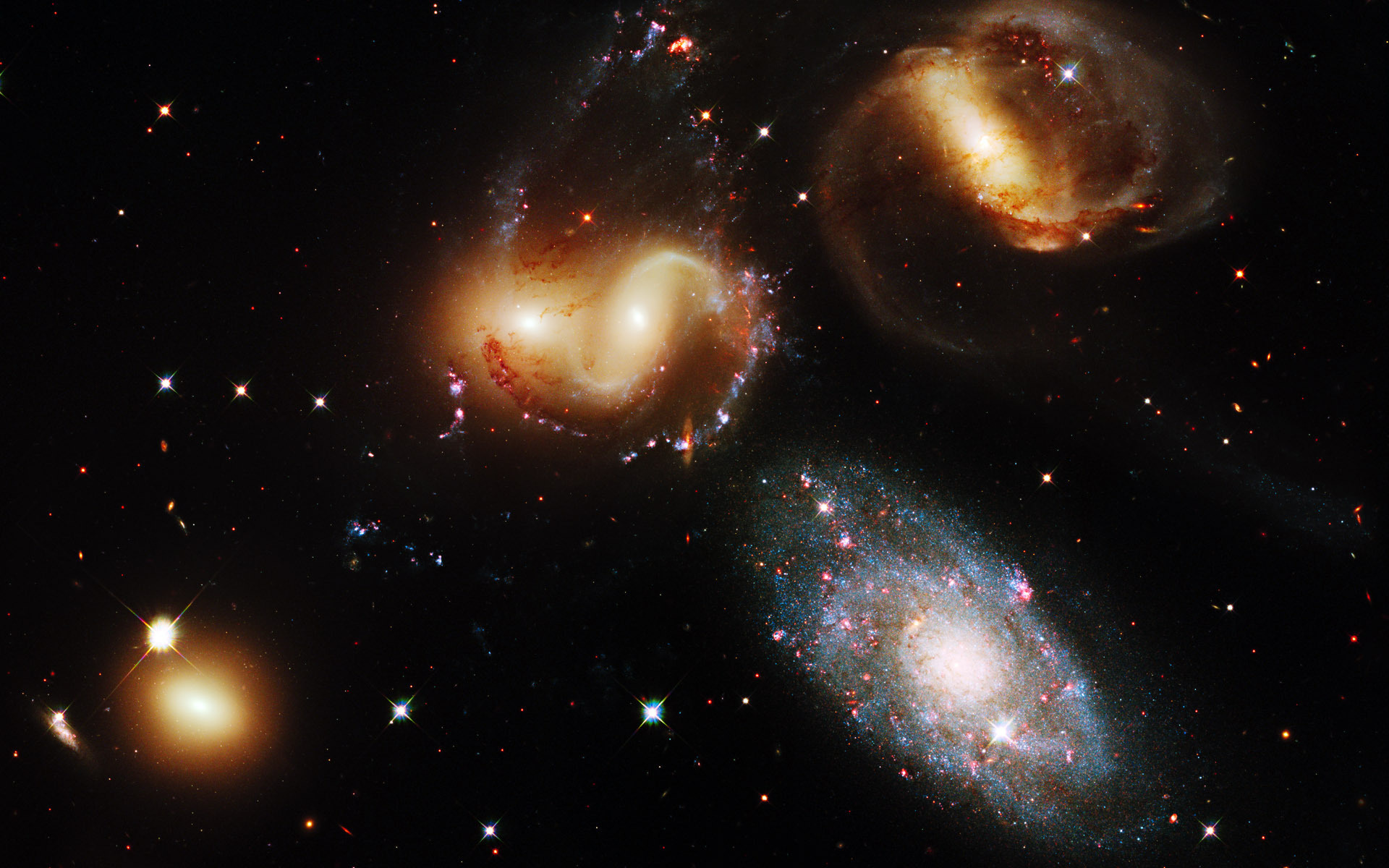 Квинтет Стефана -скопление галактик