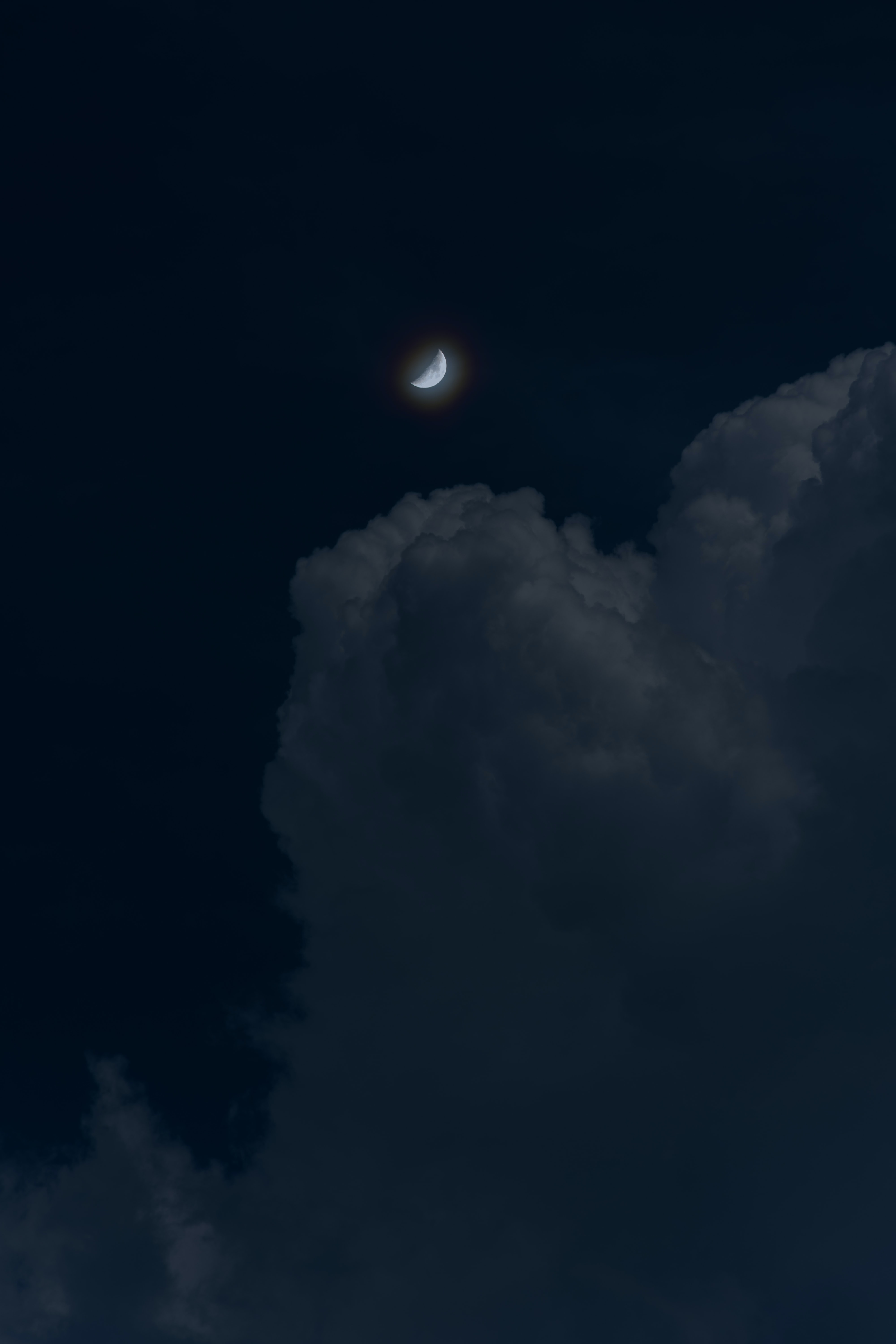 147244 Protetores de tela e papéis de parede Lua em seu telefone. Baixe nuvens, noite, céu, escuro fotos gratuitamente