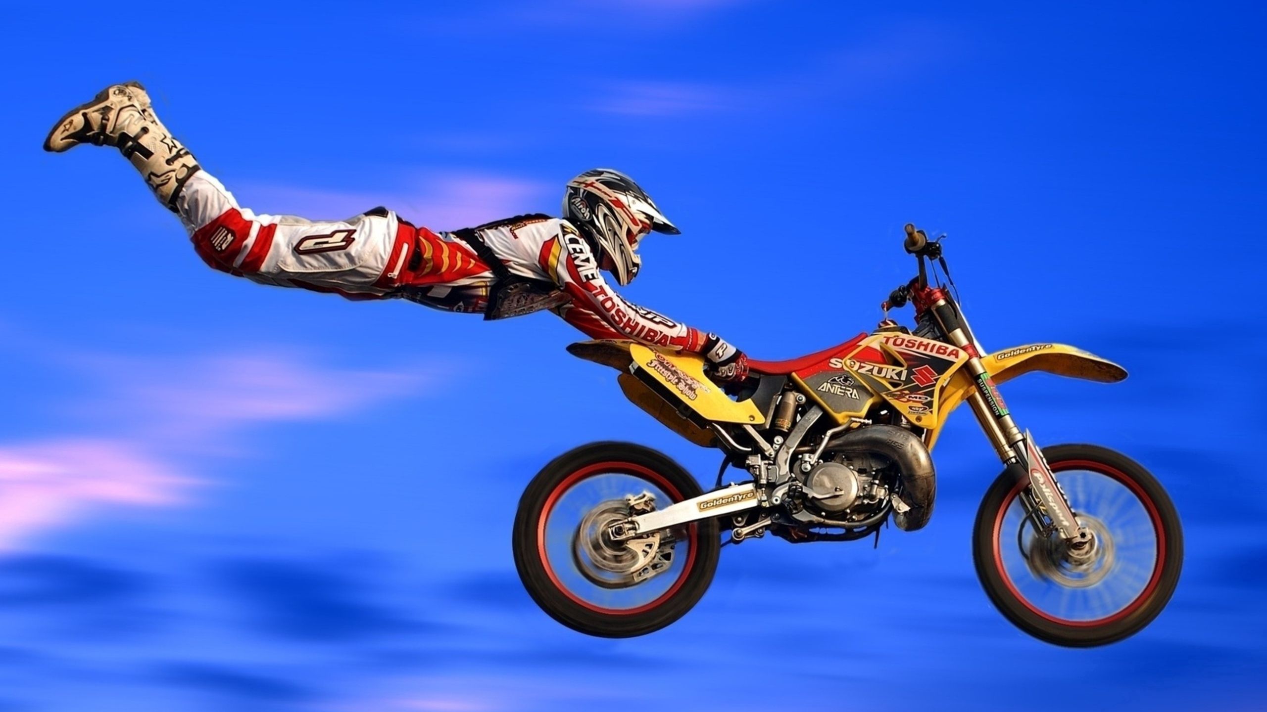 Bicycle motorcycles, dirt, action, act Free Stock Photos