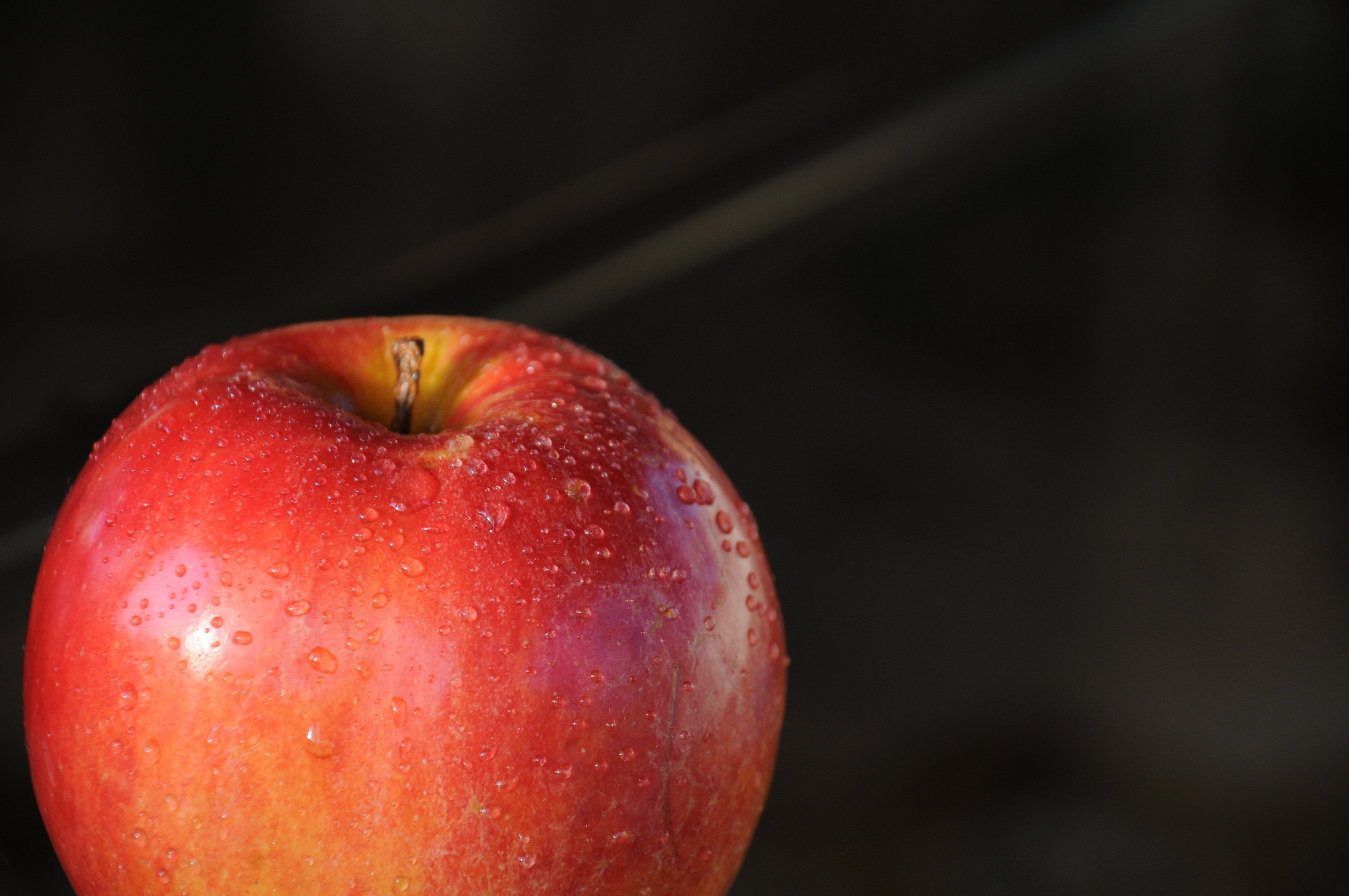 Desktop Backgrounds Sweet apple, drops, food