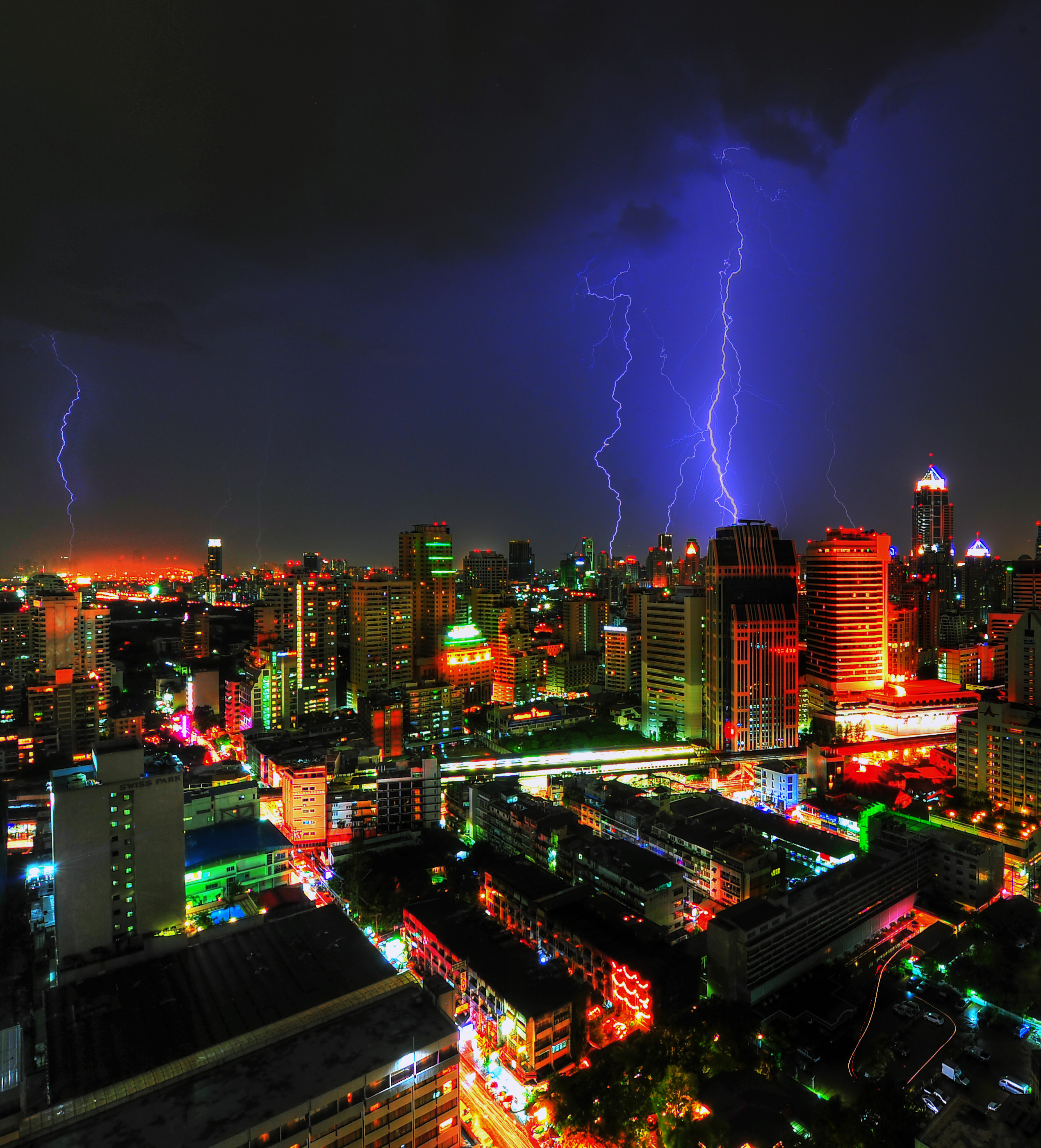 Lightning thailand, night city, building, bangkok Lock Screen