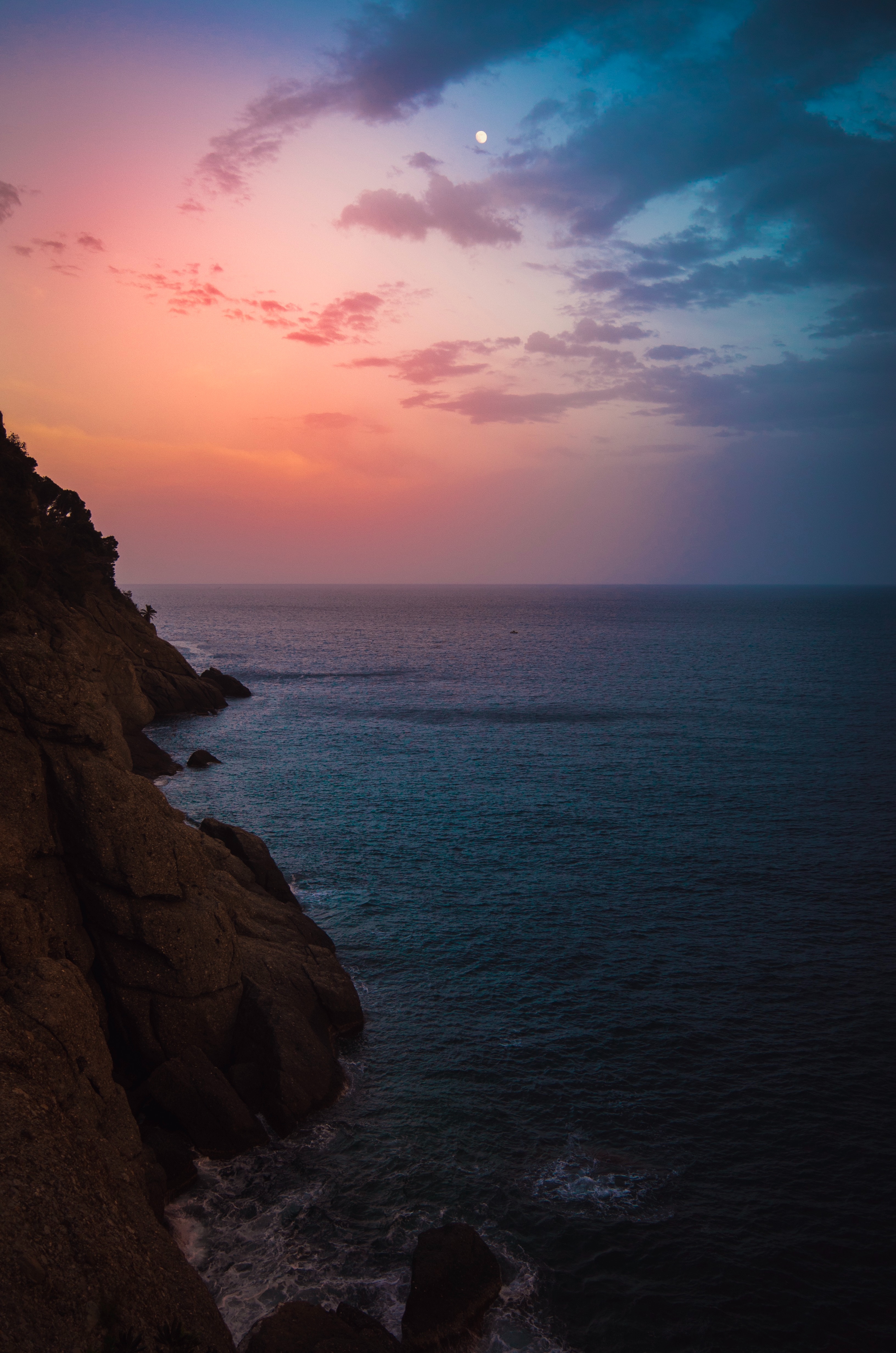 nature, water, sea, twilight, rock, horizon, shore, bank, dusk Full HD
