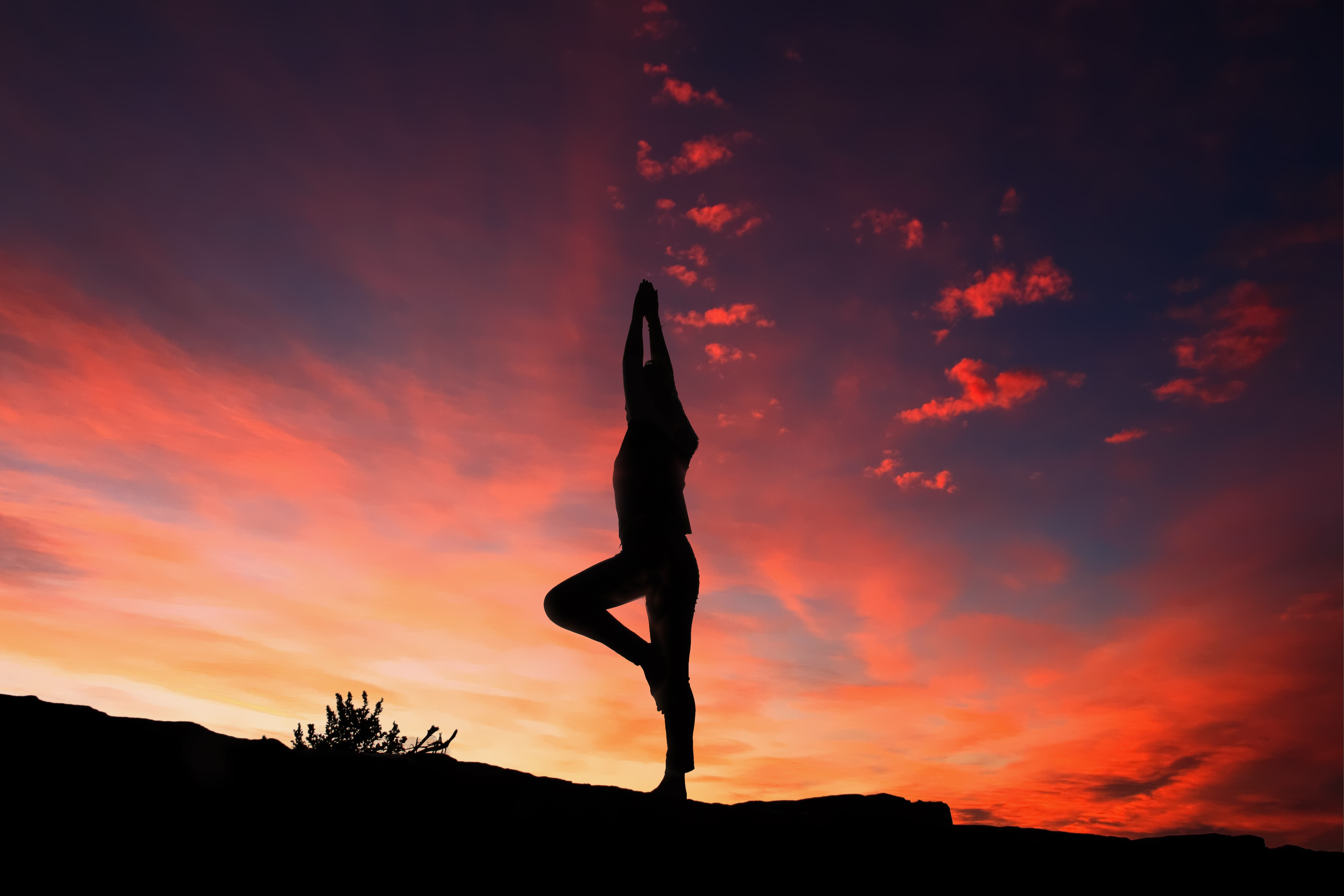 143830 Screensavers and Wallpapers Person for phone. Download sports, sunset, silhouette, human, person, yoga pictures for free