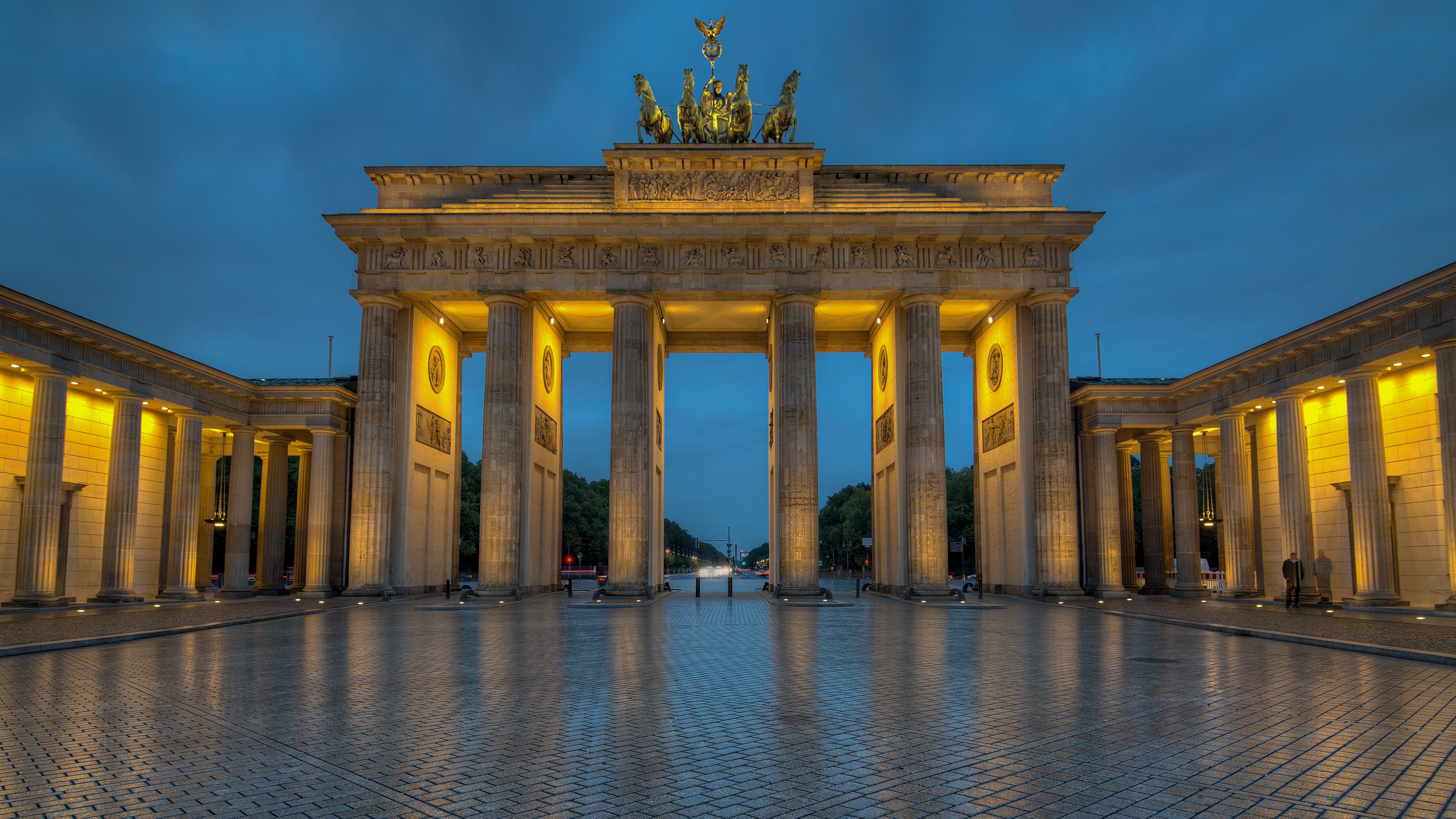 germany, berlin, man made, brandenburg gate, monument, statue, monuments download HD wallpaper
