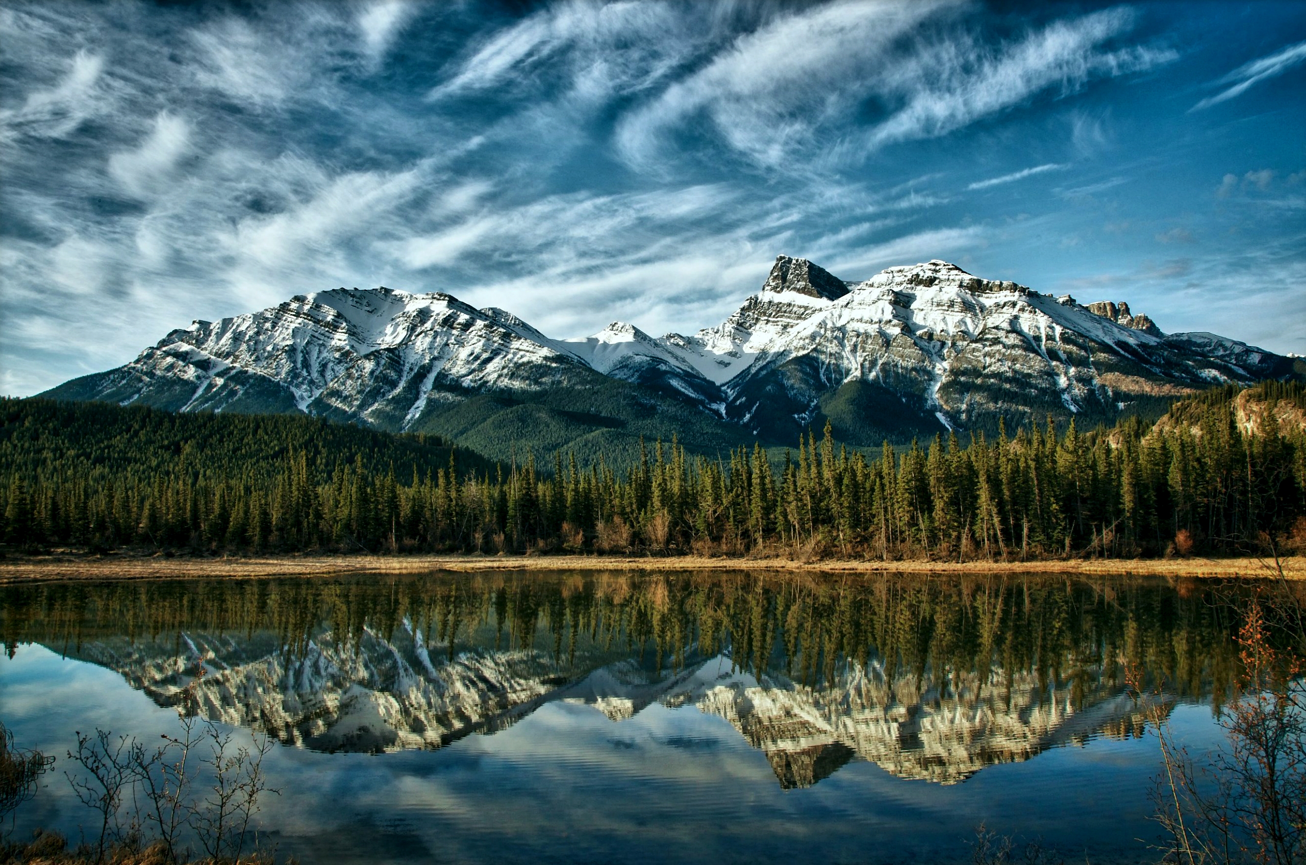 112309 скачать обои канада, природа, горы, отражение, лес, цвета - заставки и картинки бесплатно
