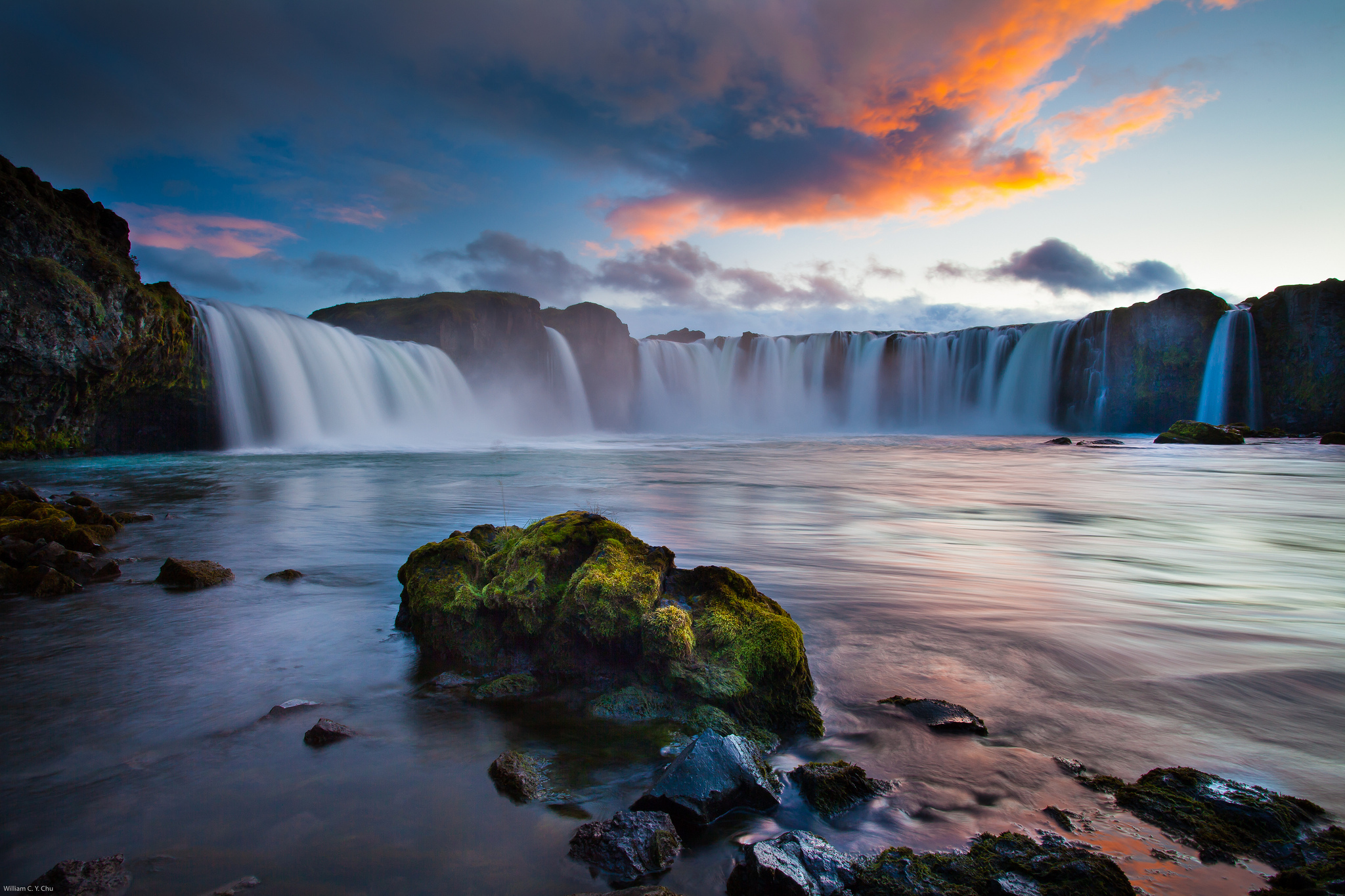 Природа Исландии водопады
