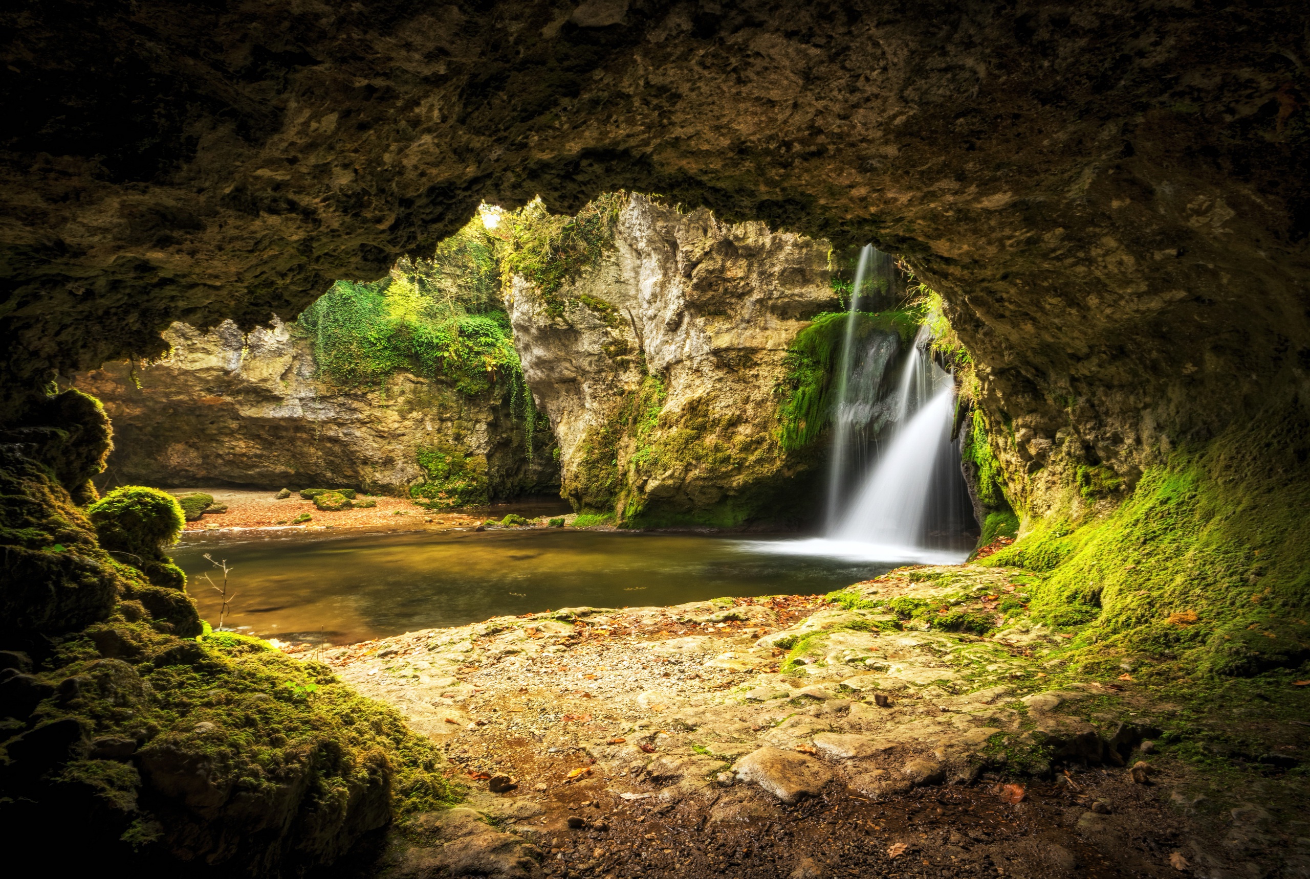 Ultra HD 4K cave, lake, waterfall, nature