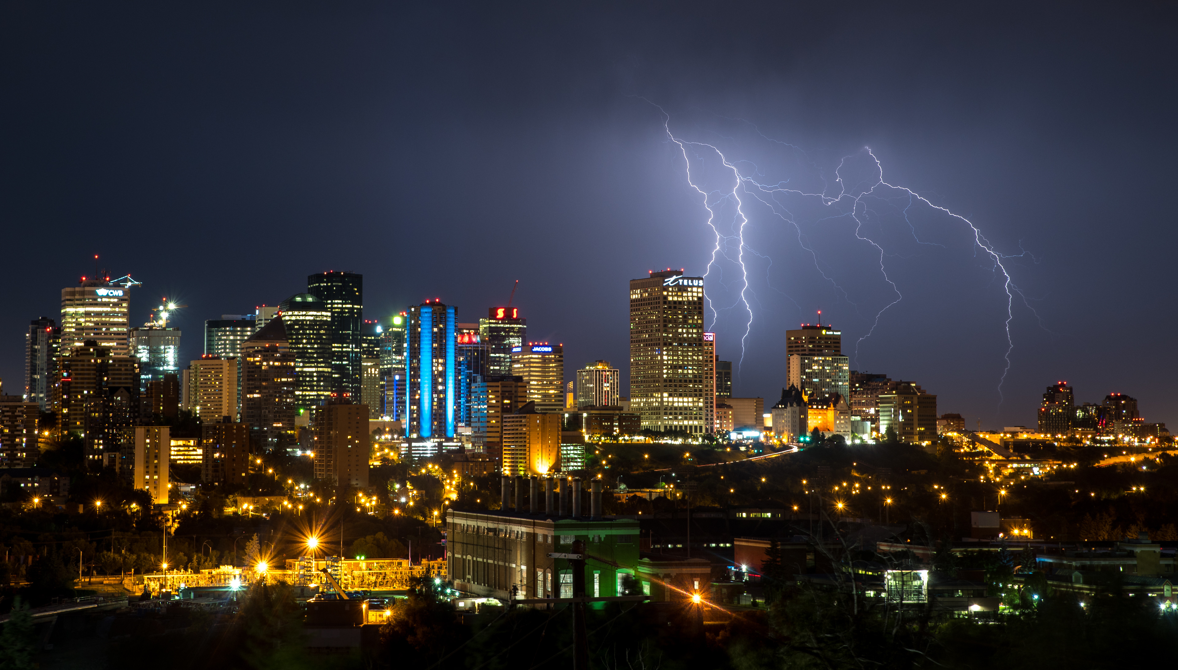 lightning, building, night city, cities New Lock Screen Backgrounds