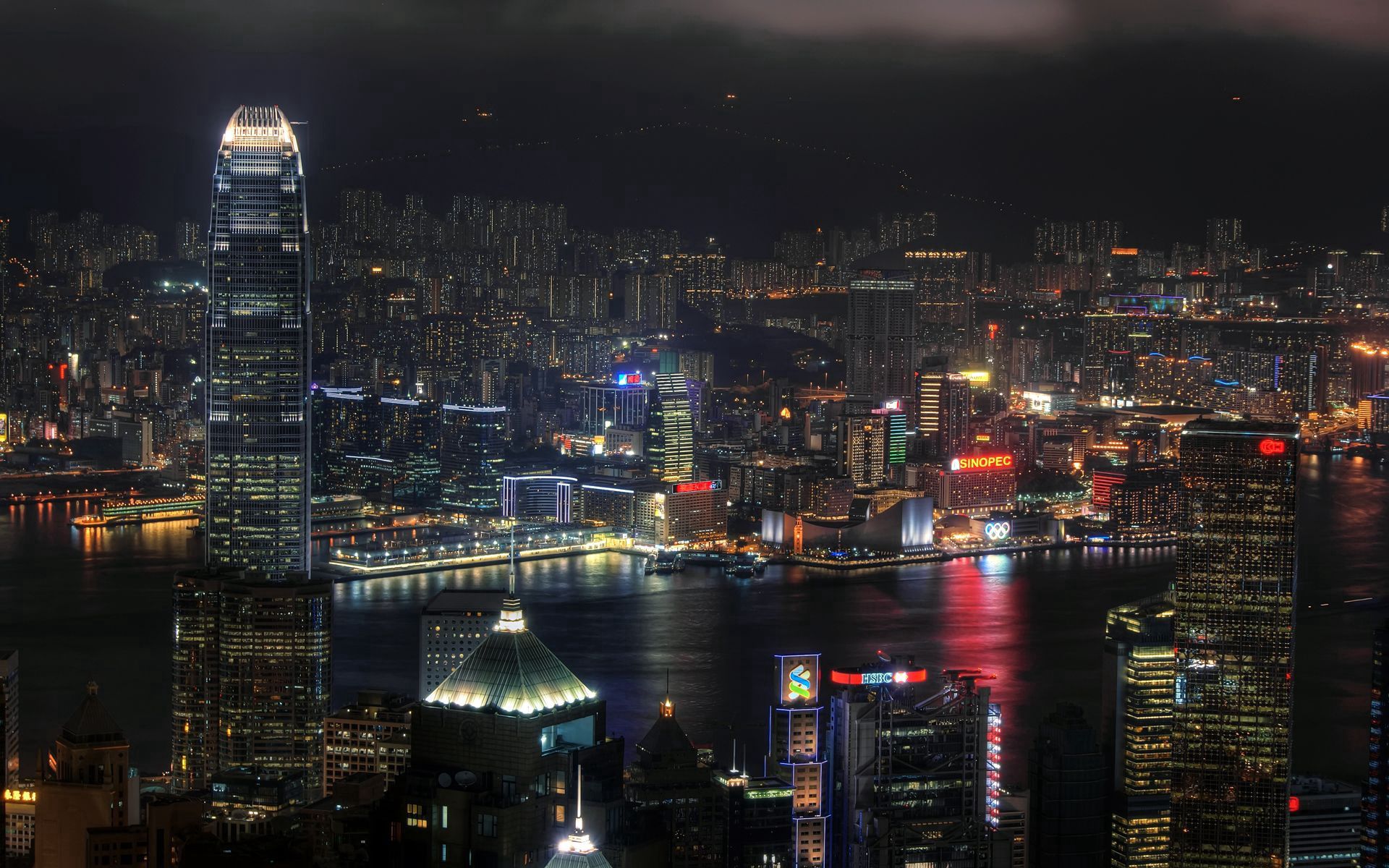 Handy-Wallpaper Städte, Übernachtung, Stadt, Wolkenkratzer, China, Hongkong, Sonderverwaltungsregion Hongkong kostenlos herunterladen.