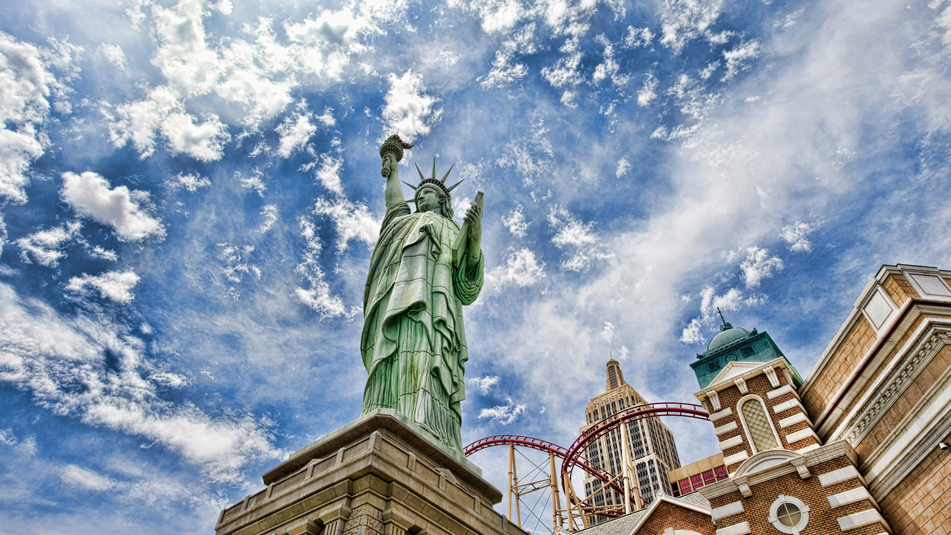 Laden Sie das Landschaft, Sky, Clouds, Statue Of Liberty-Bild kostenlos auf Ihren PC-Desktop herunter